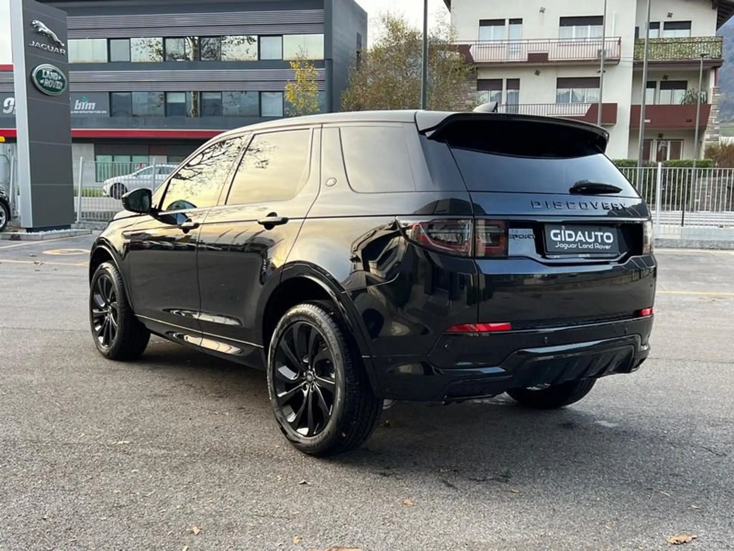 Land Rover - Discovery Sport