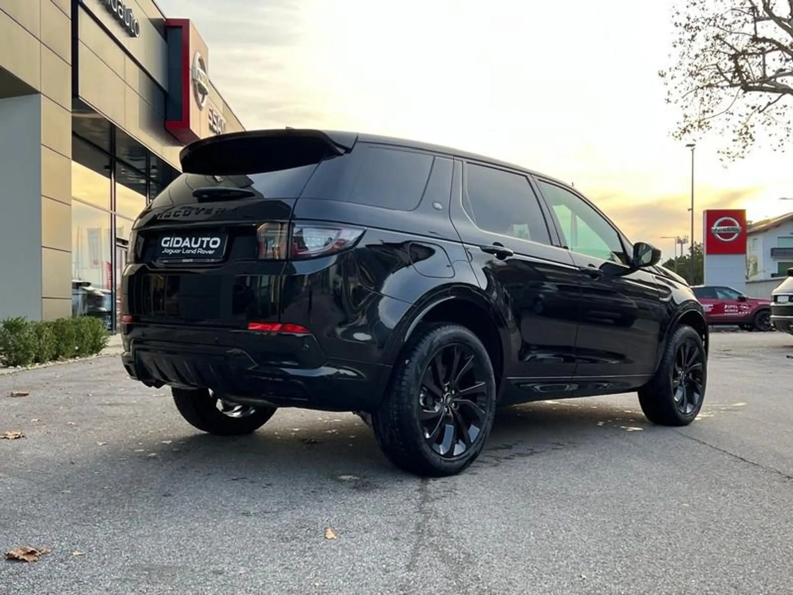 Land Rover - Discovery Sport