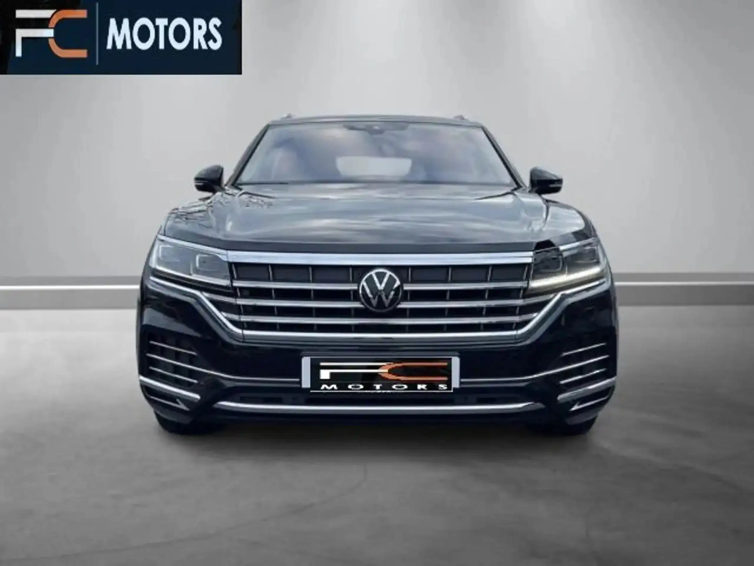 Volkswagen - Touareg