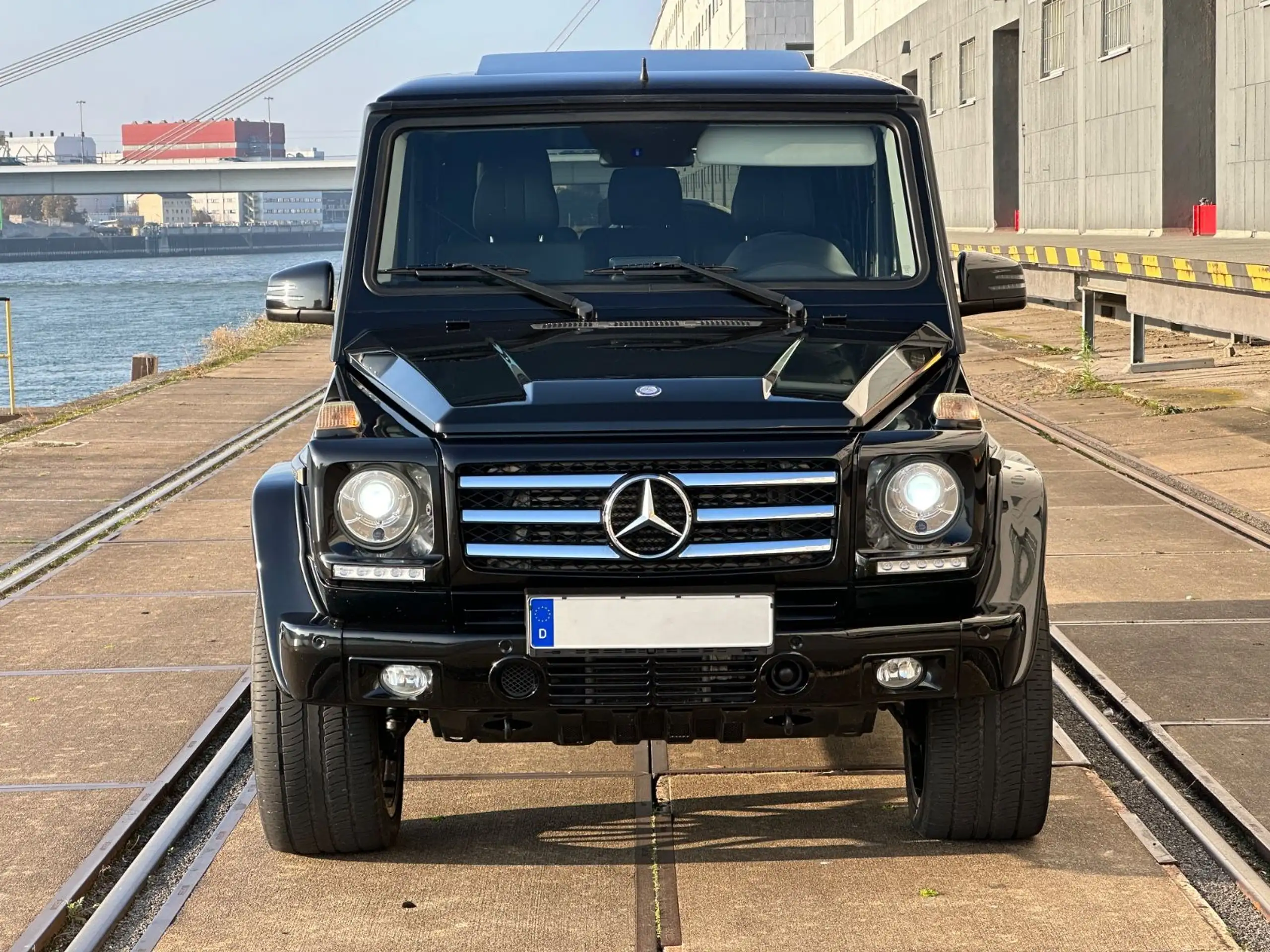 Mercedes-Benz - G 350