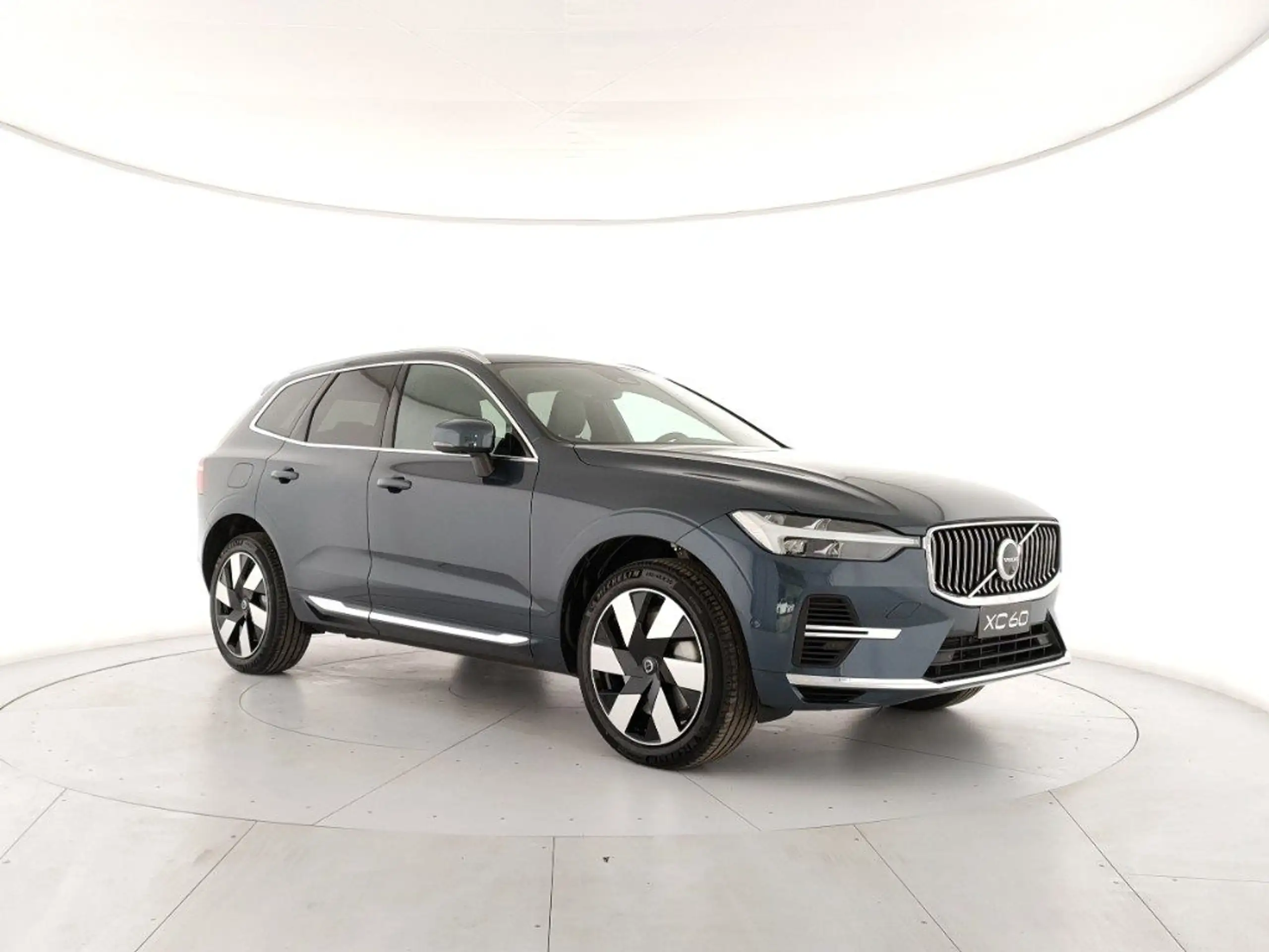 Volvo - XC60