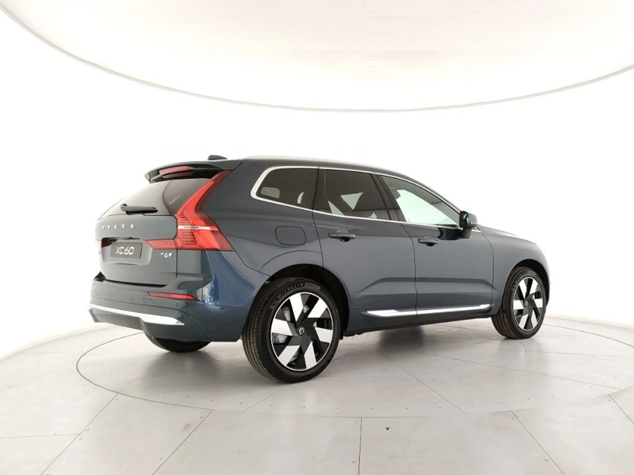 Volvo - XC60