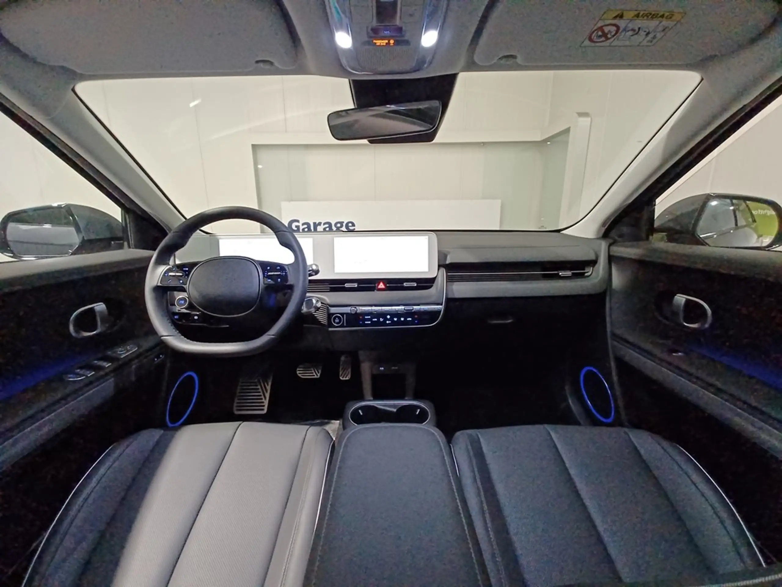 Hyundai - IONIQ 5