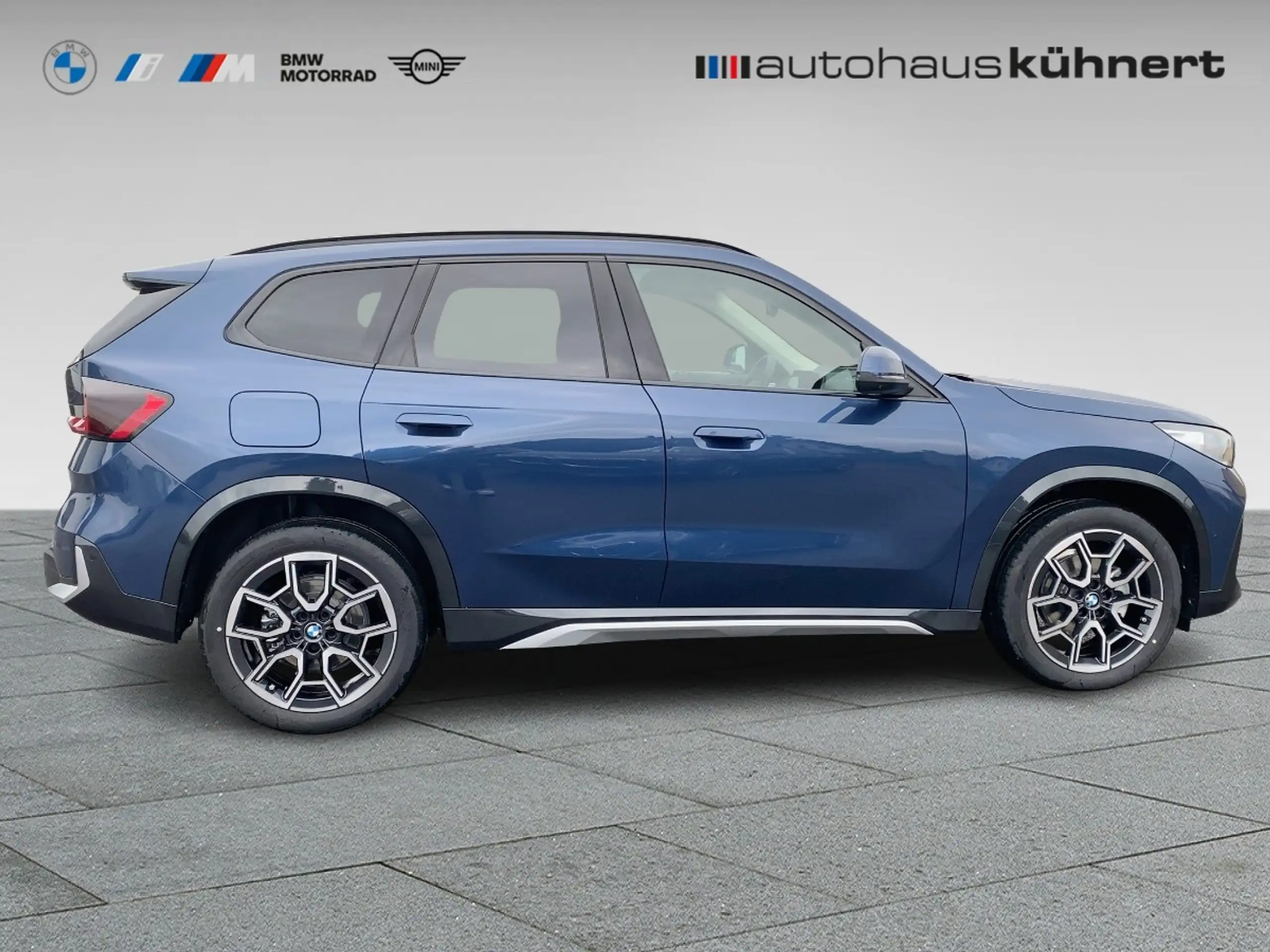 BMW - X1