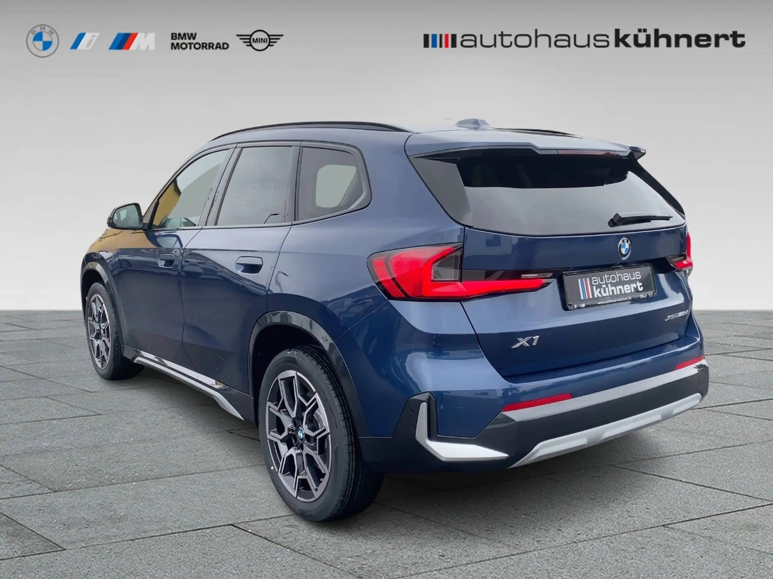 BMW - X1