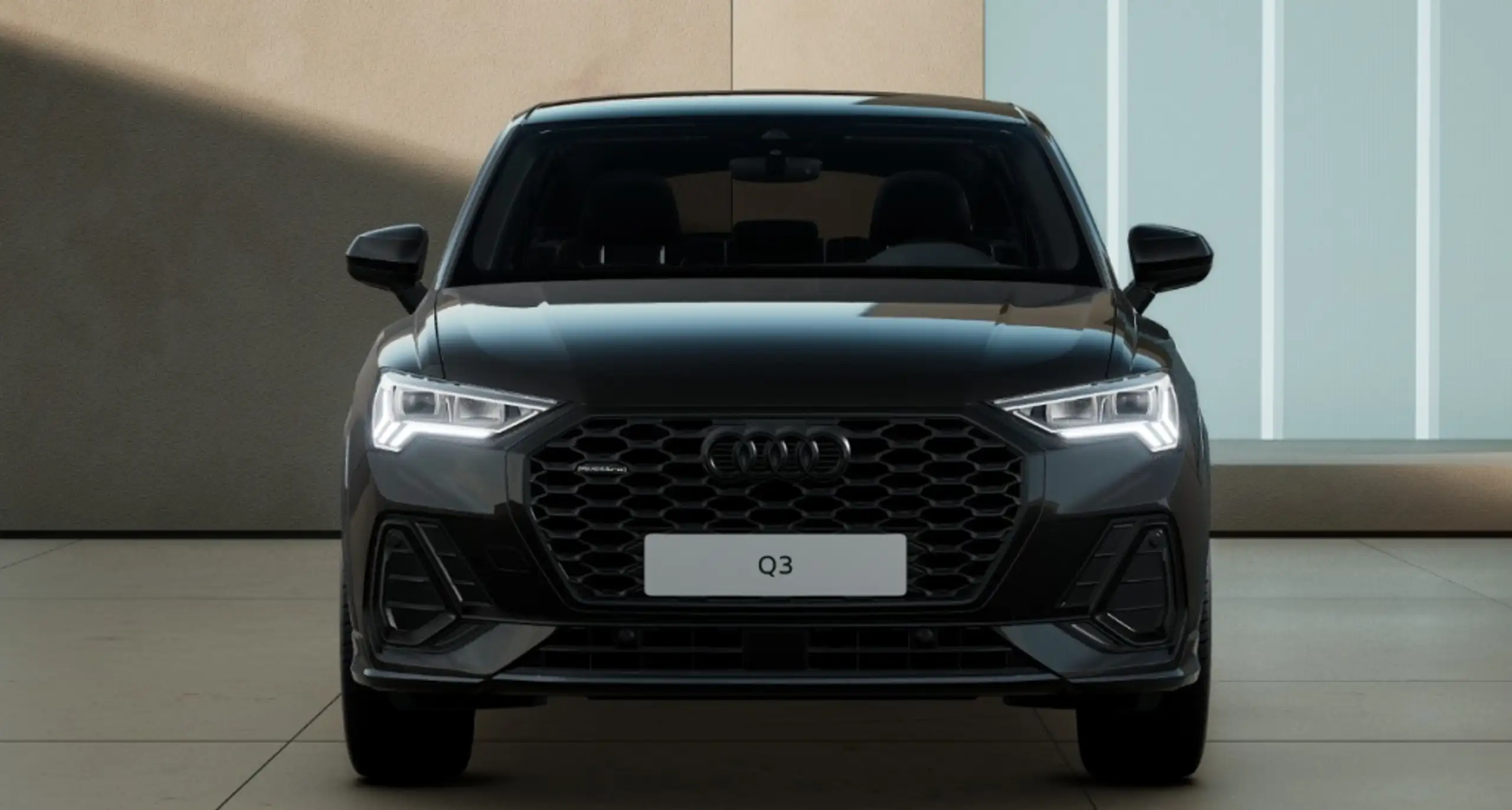 Audi - Q3