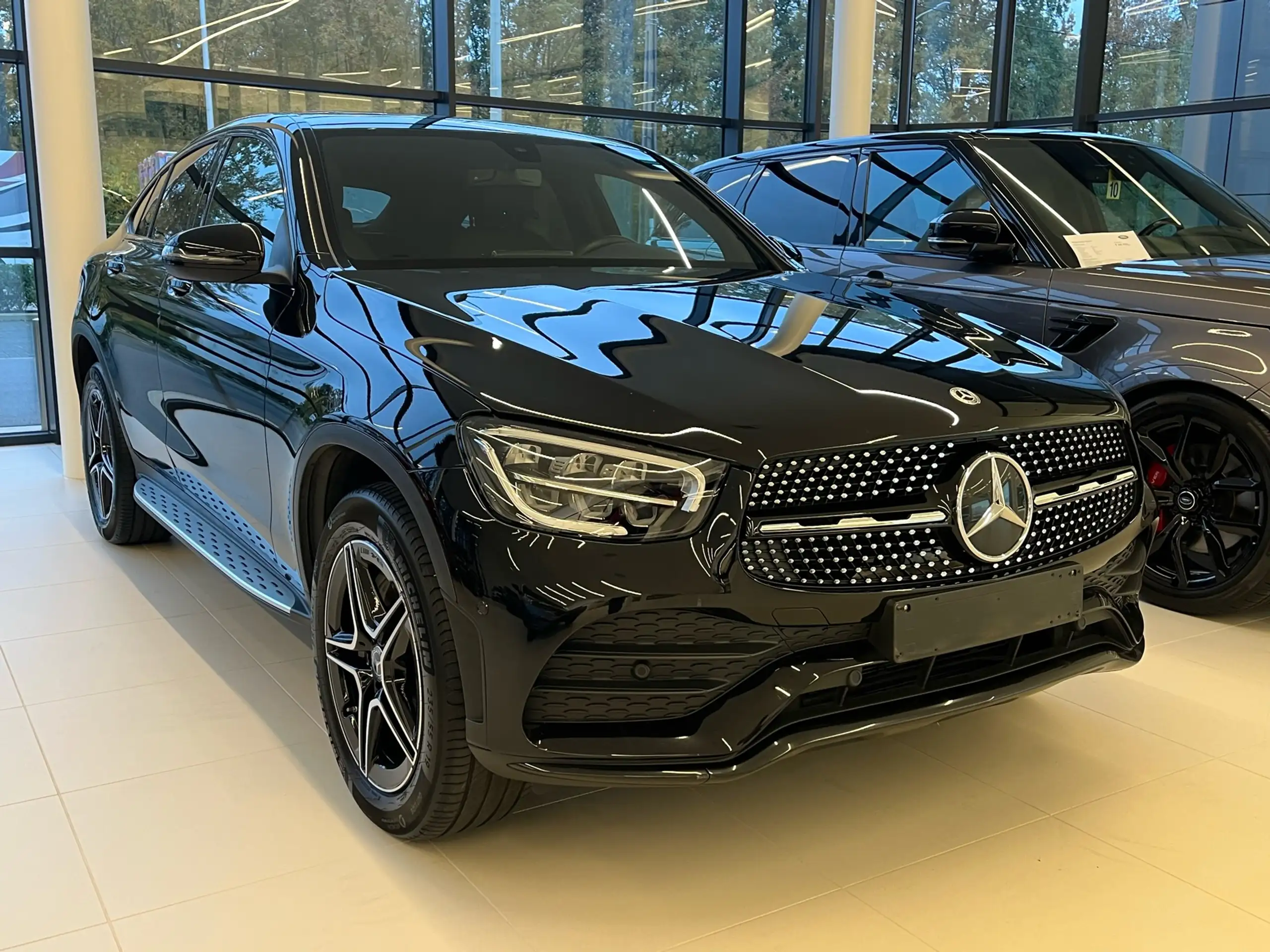 Mercedes-Benz - GLC 300