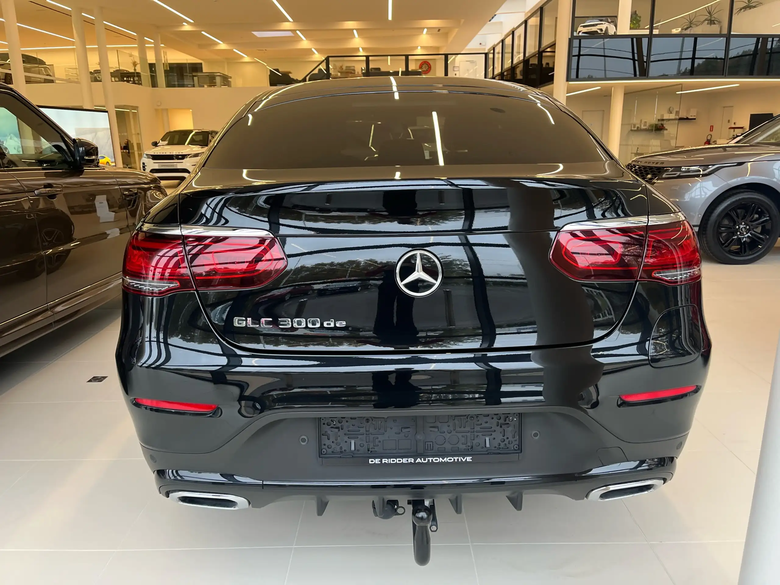 Mercedes-Benz - GLC 300