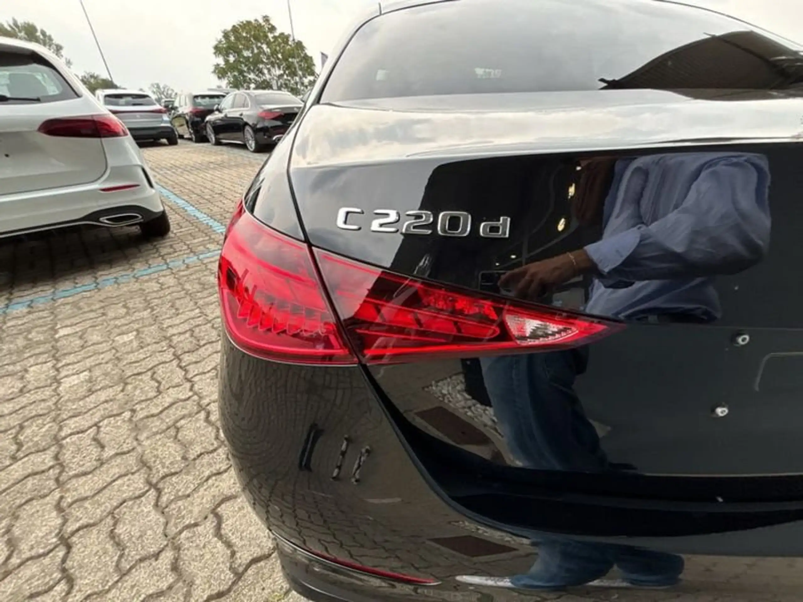 Mercedes-Benz - C 220