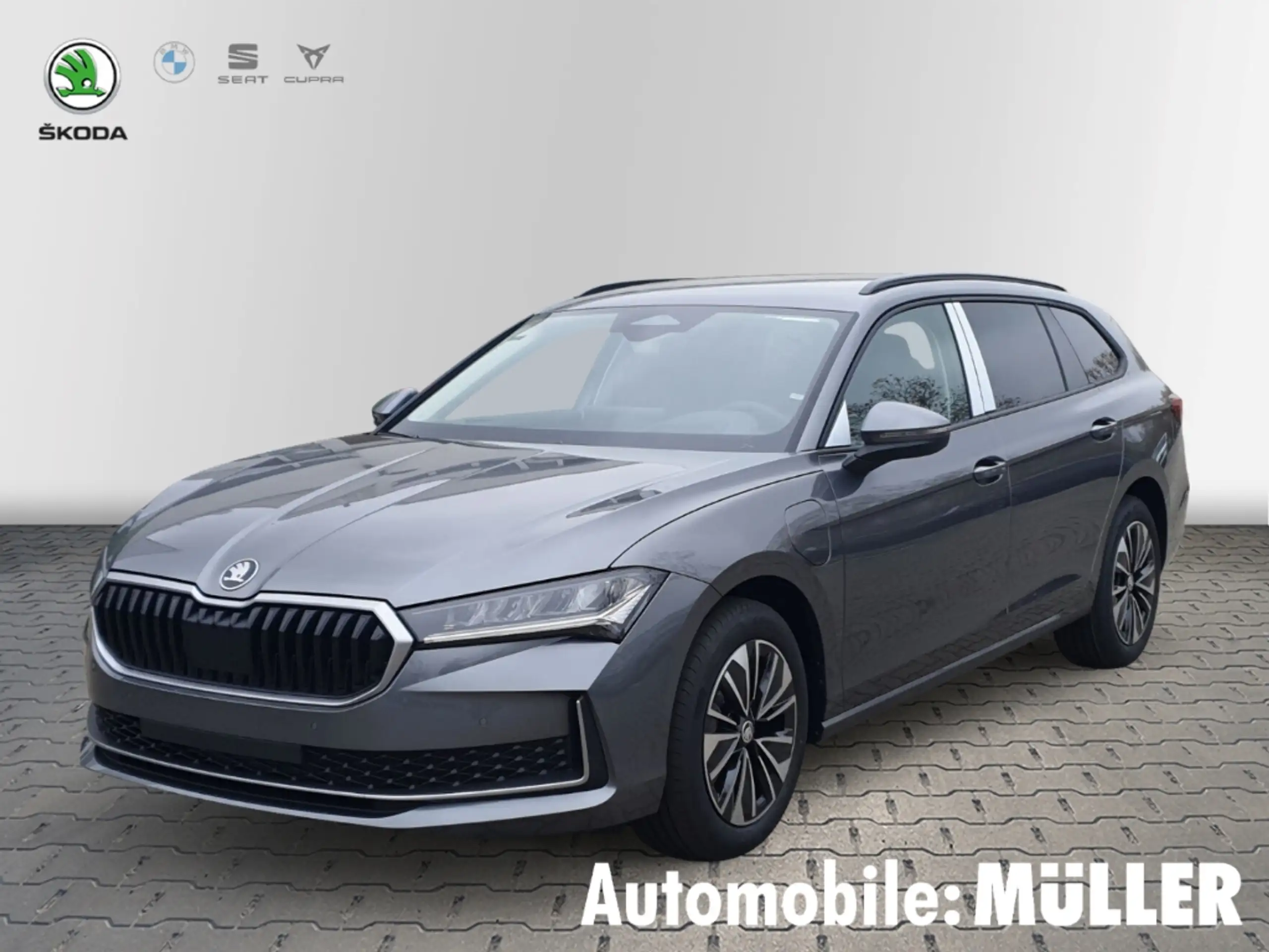 Skoda - Superb