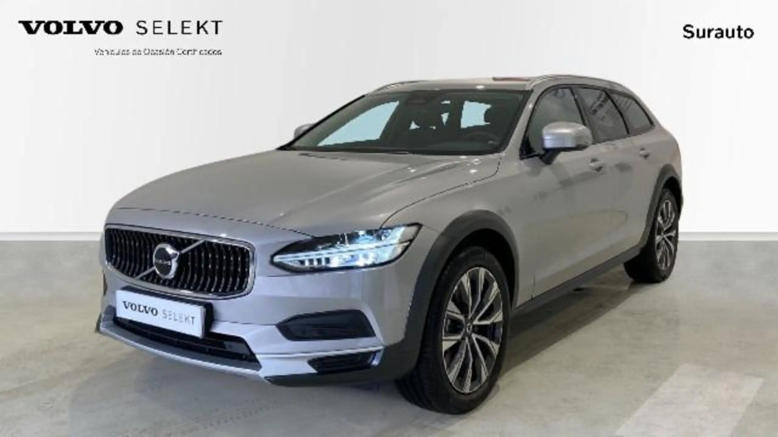 Volvo - V90 Cross Country