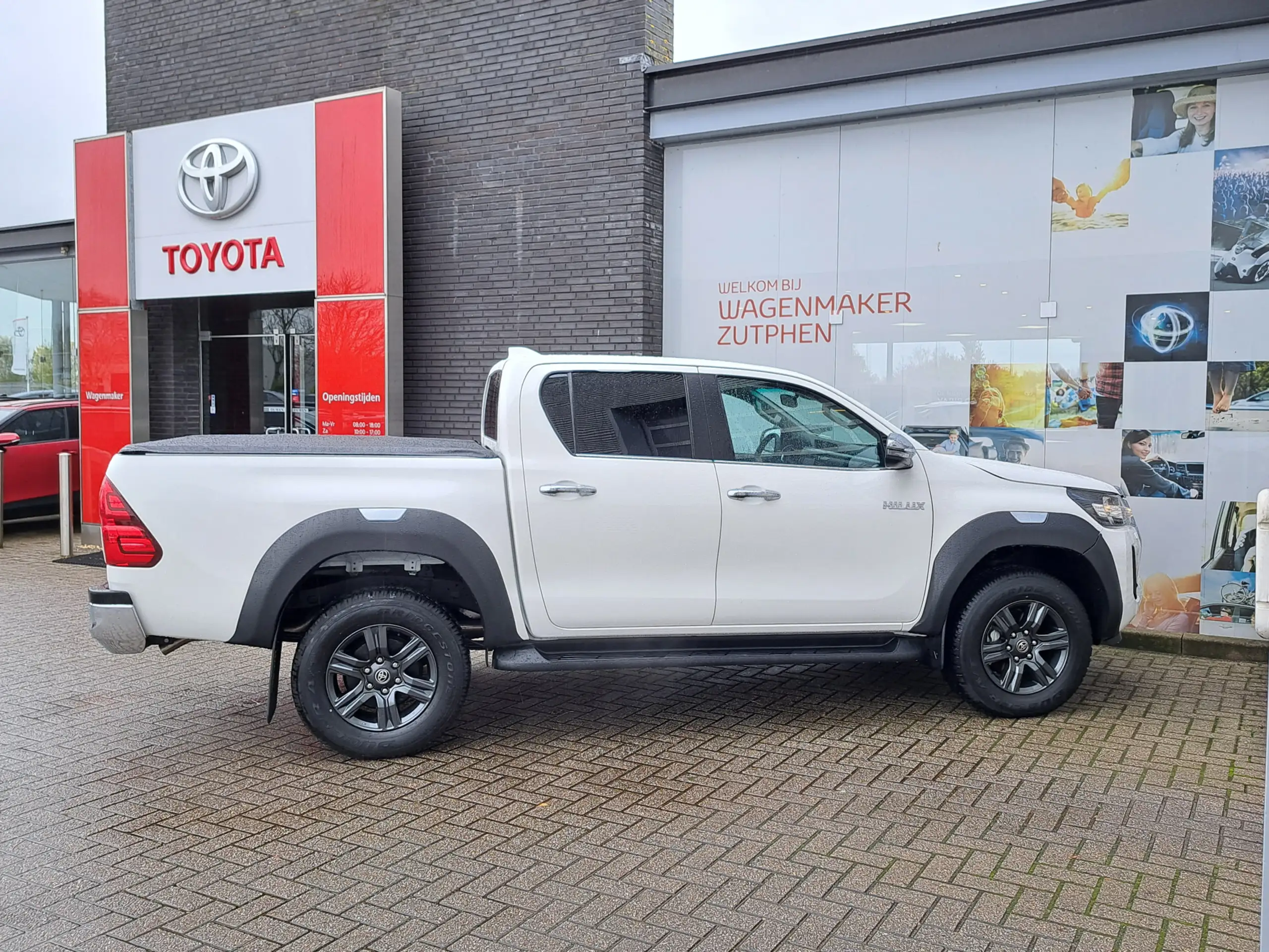 Toyota - Hilux