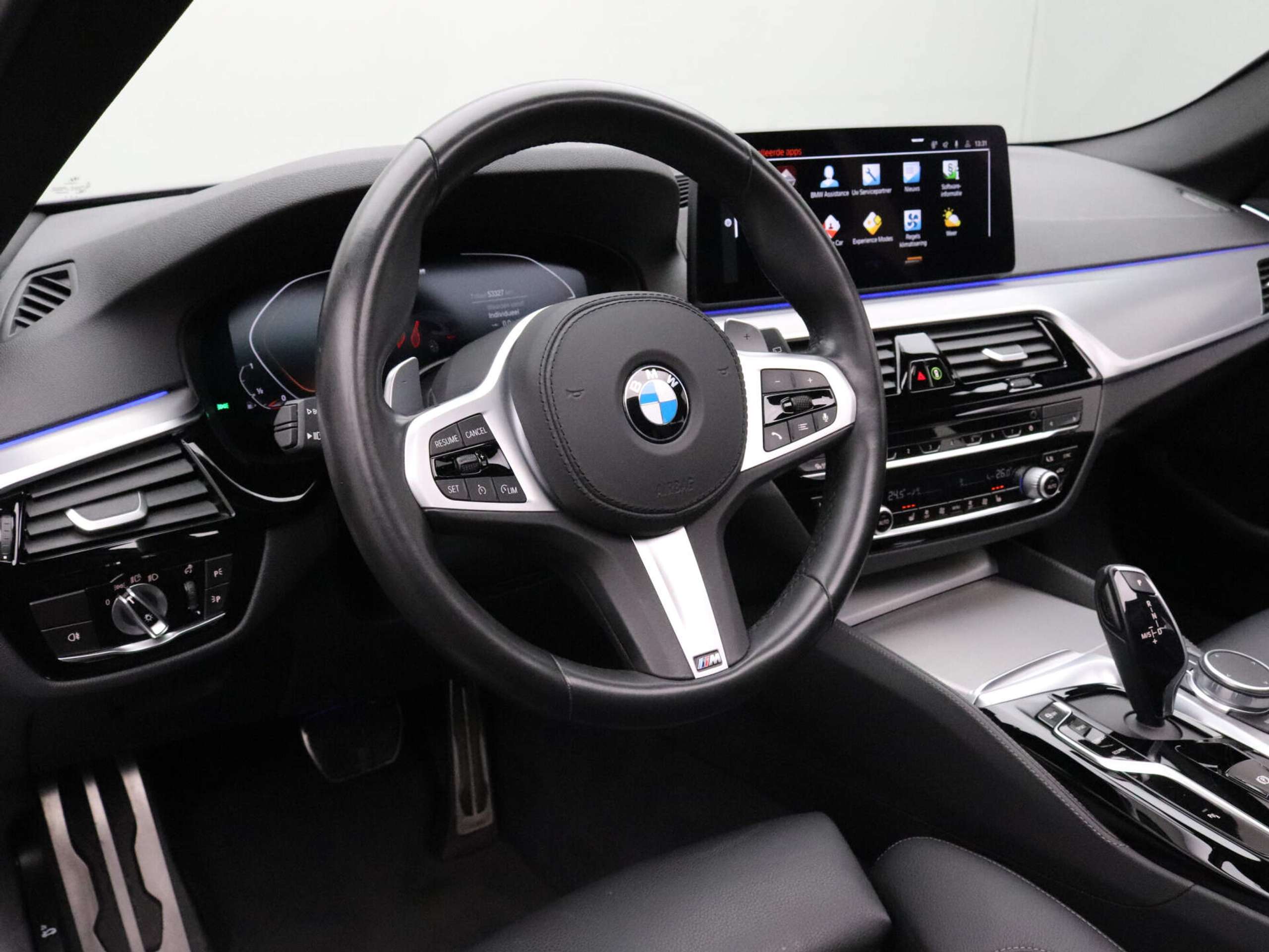 BMW - 520