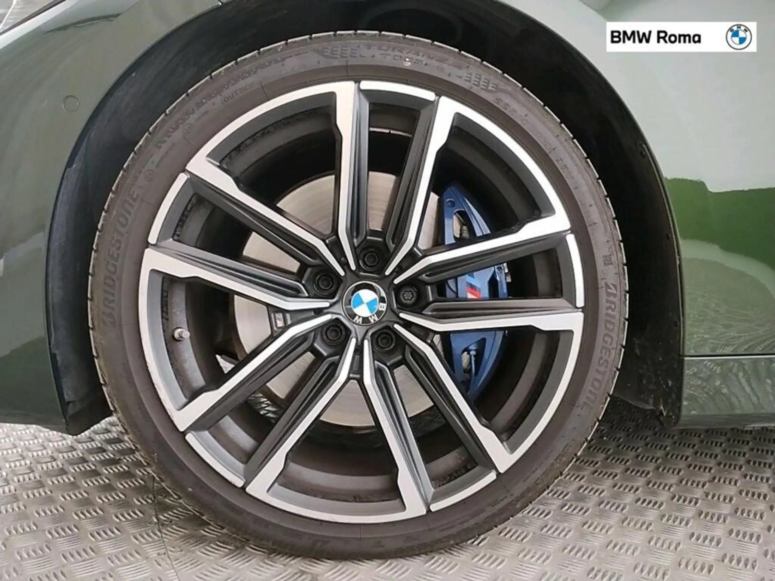 BMW - 440