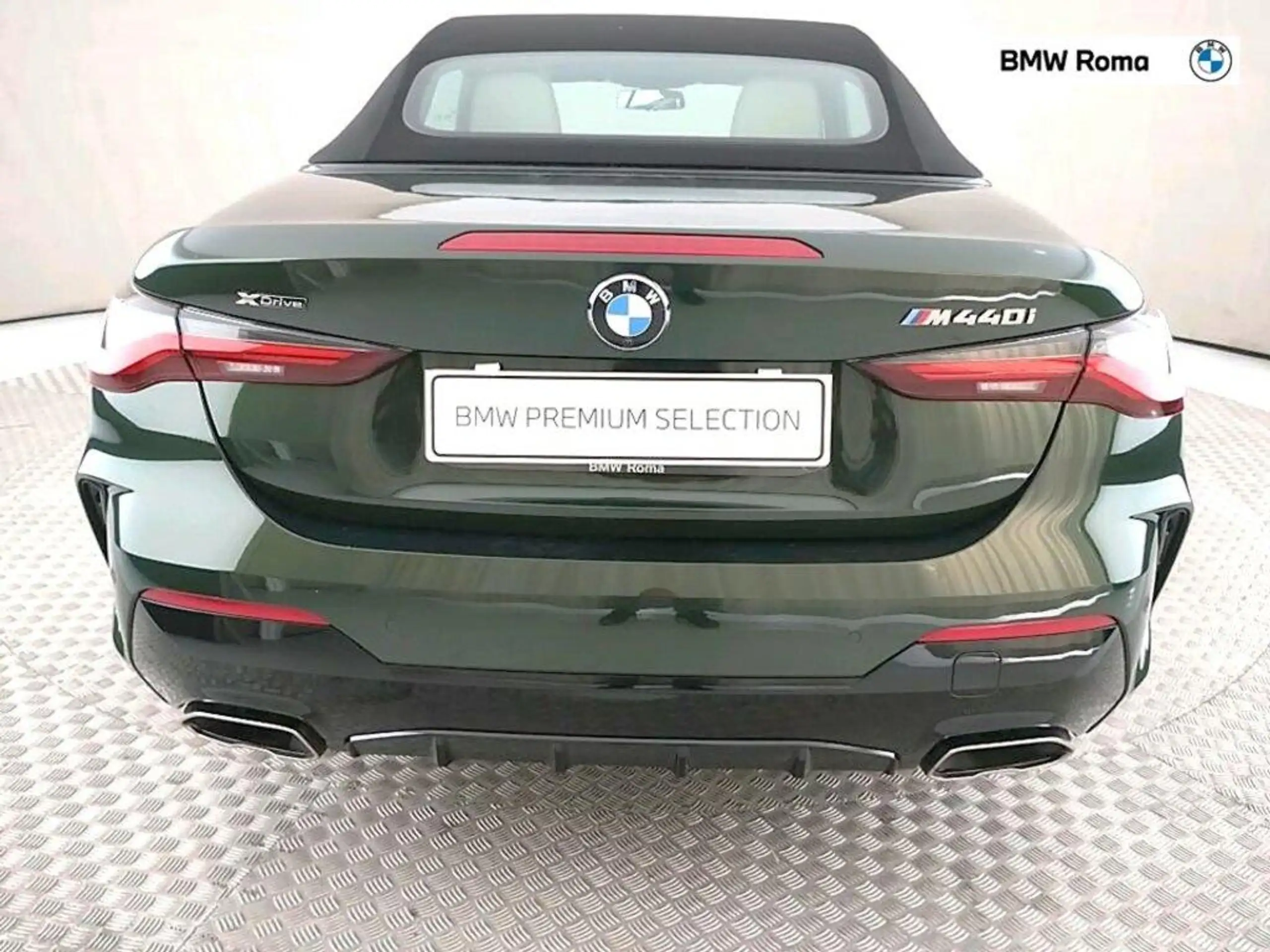 BMW - 440