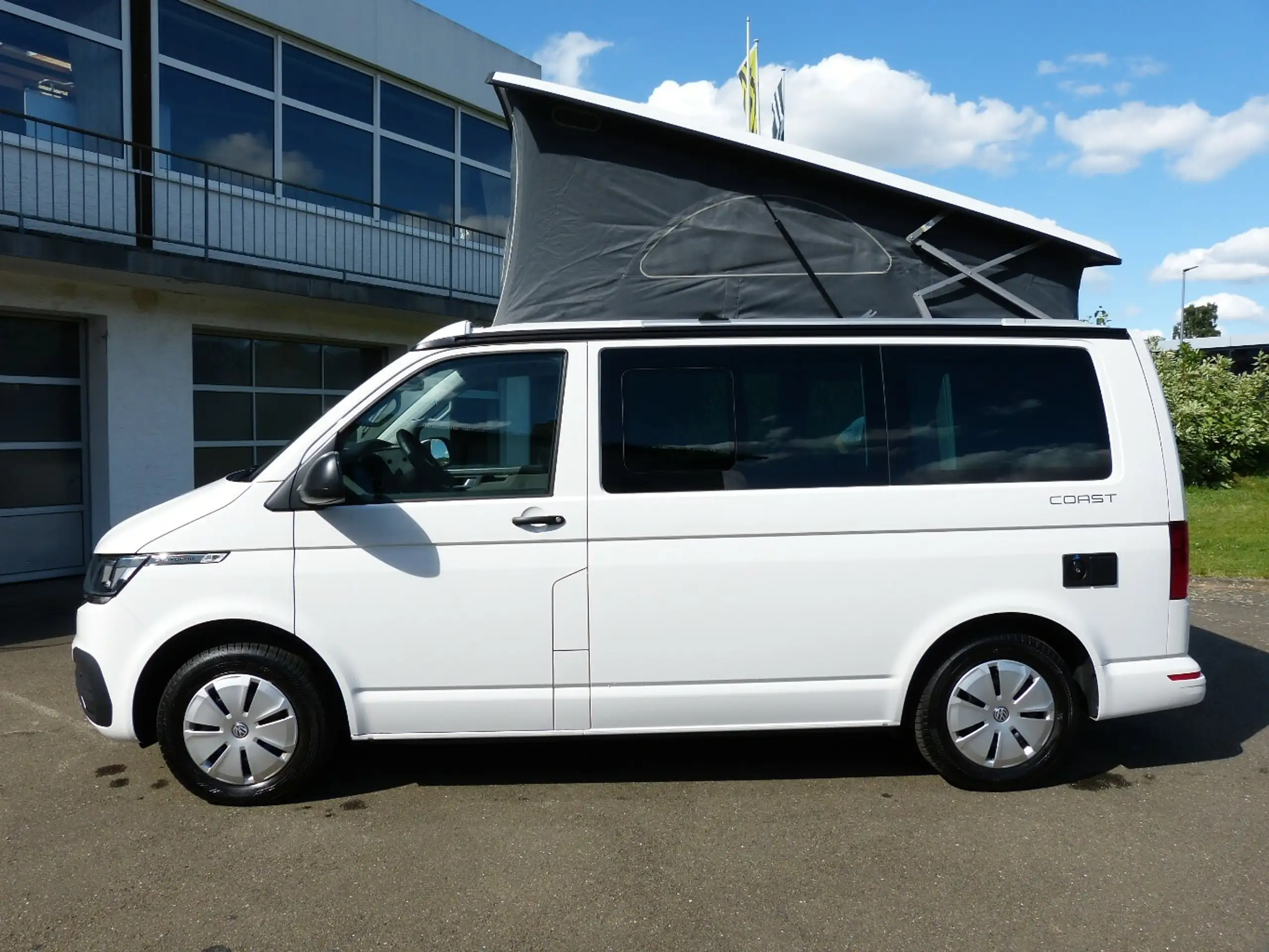 Volkswagen - T6.1 California