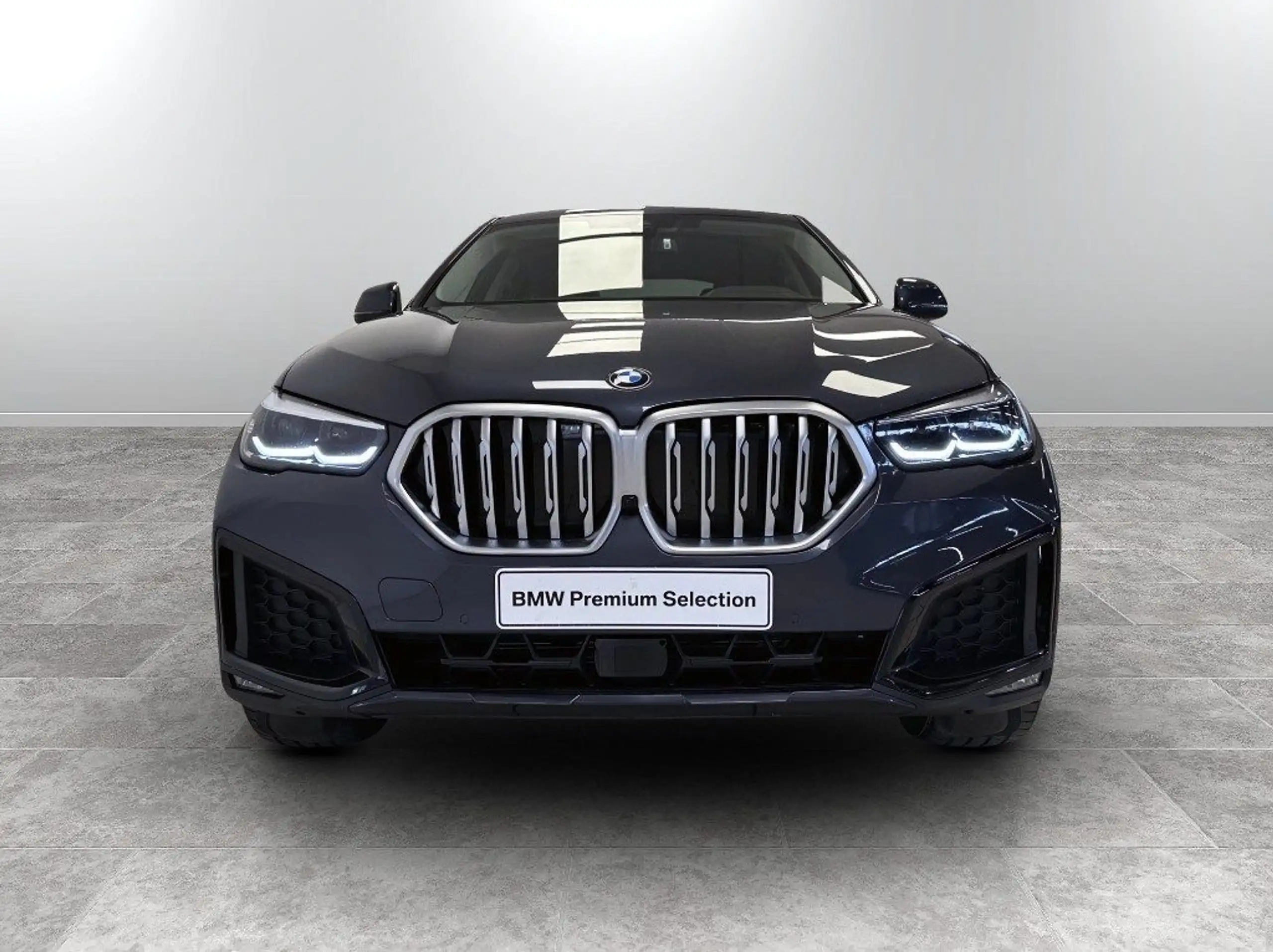 BMW - X6