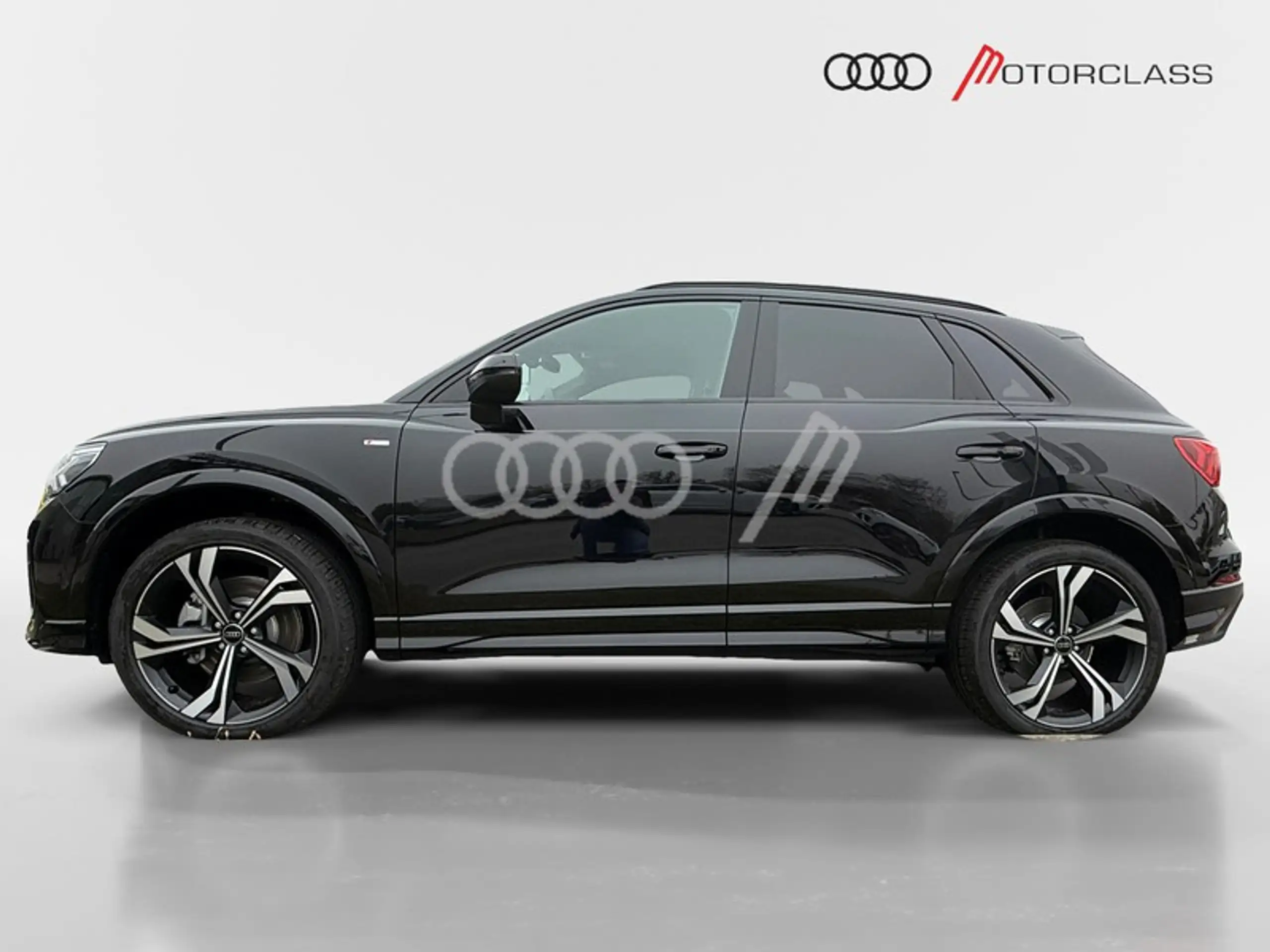 Audi - Q3