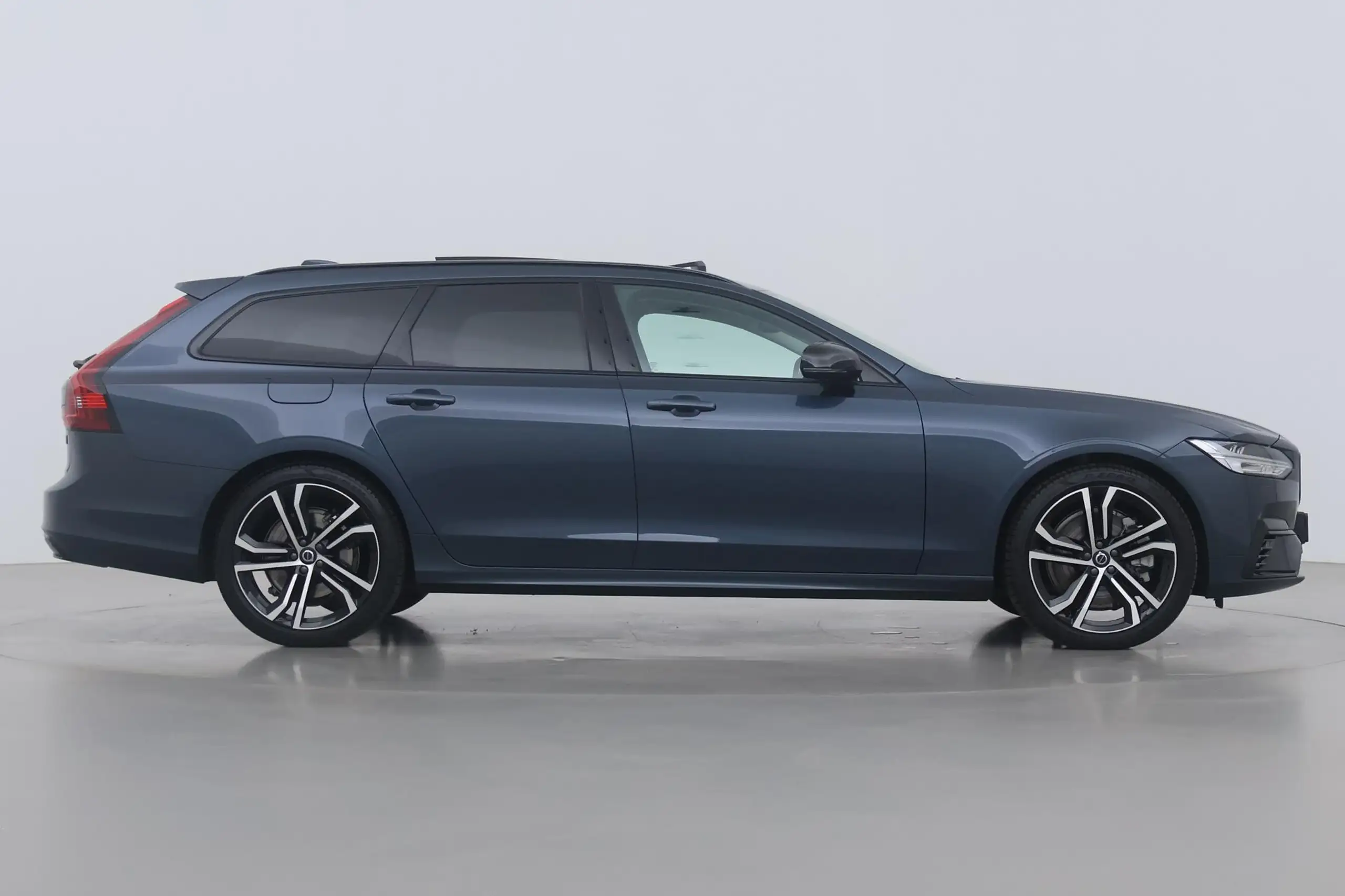 Volvo - V90