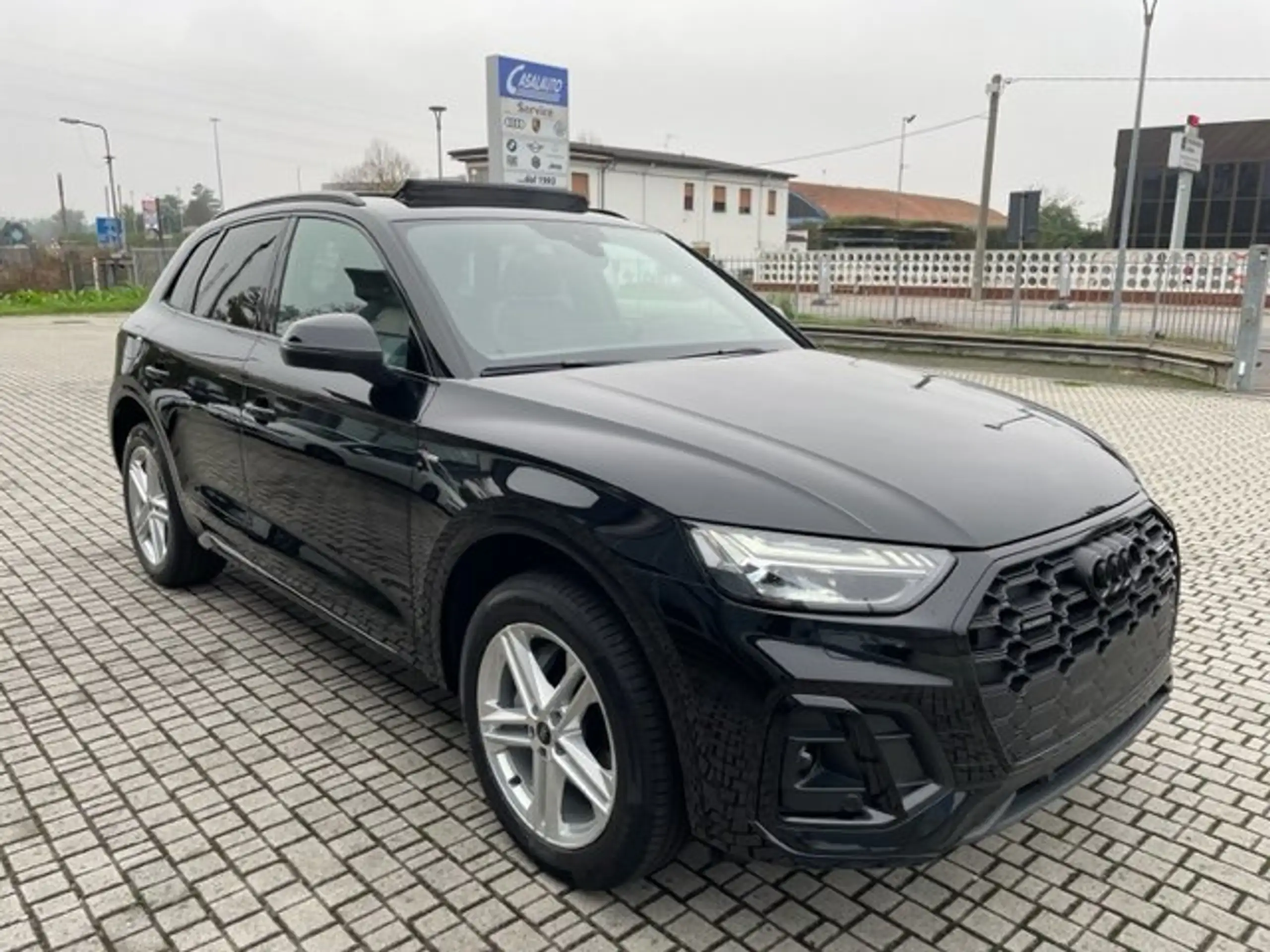 Audi - Q5