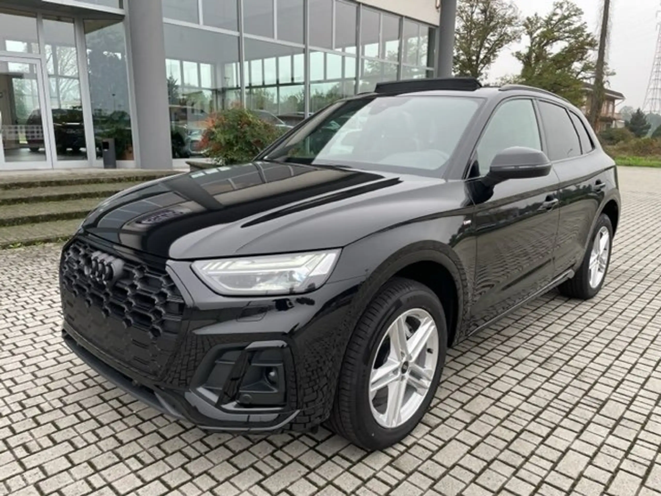 Audi - Q5