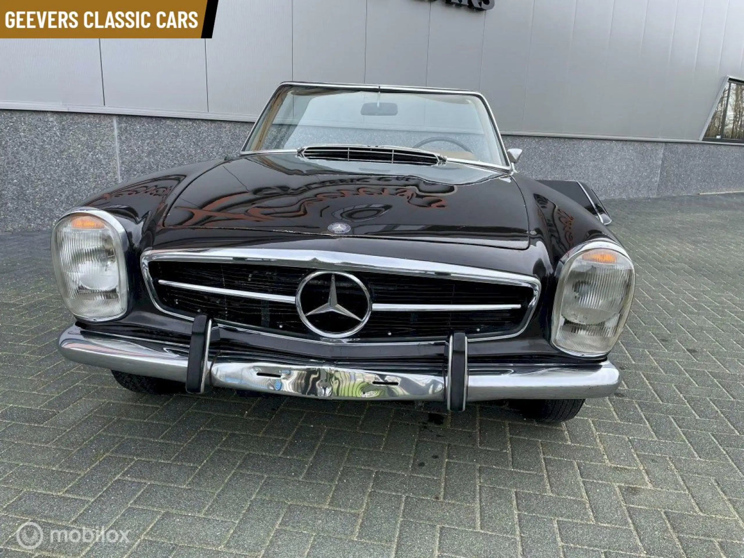 Mercedes-Benz - SL 280