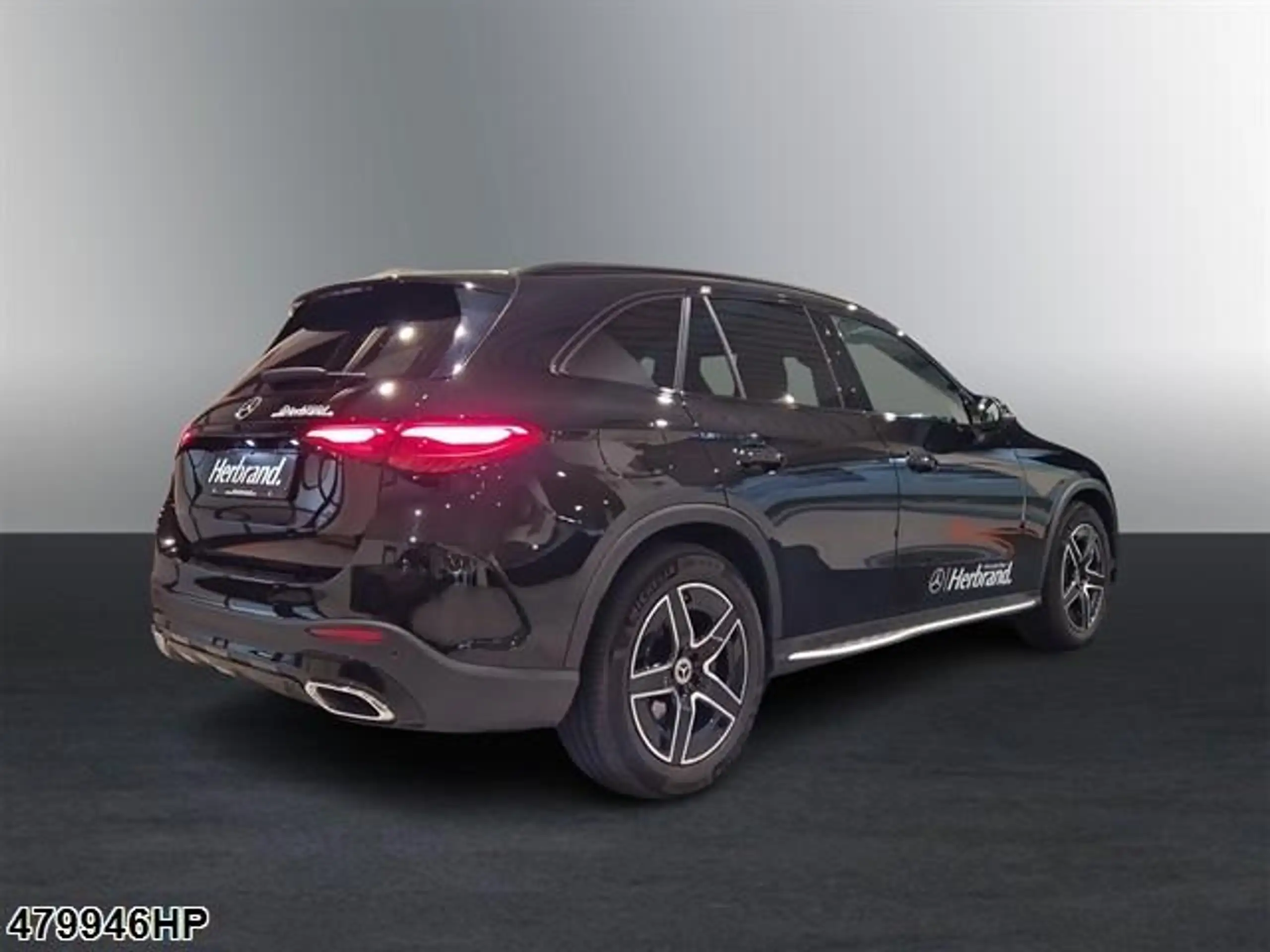 Mercedes-Benz - GLC 220