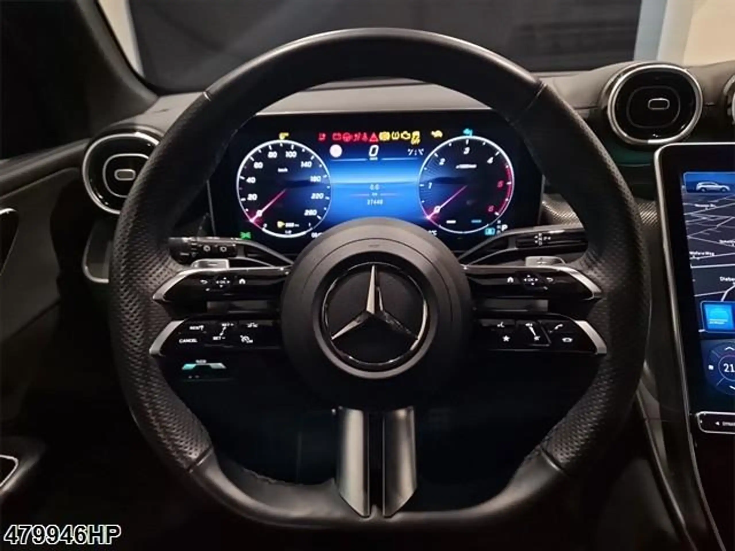 Mercedes-Benz - GLC 220