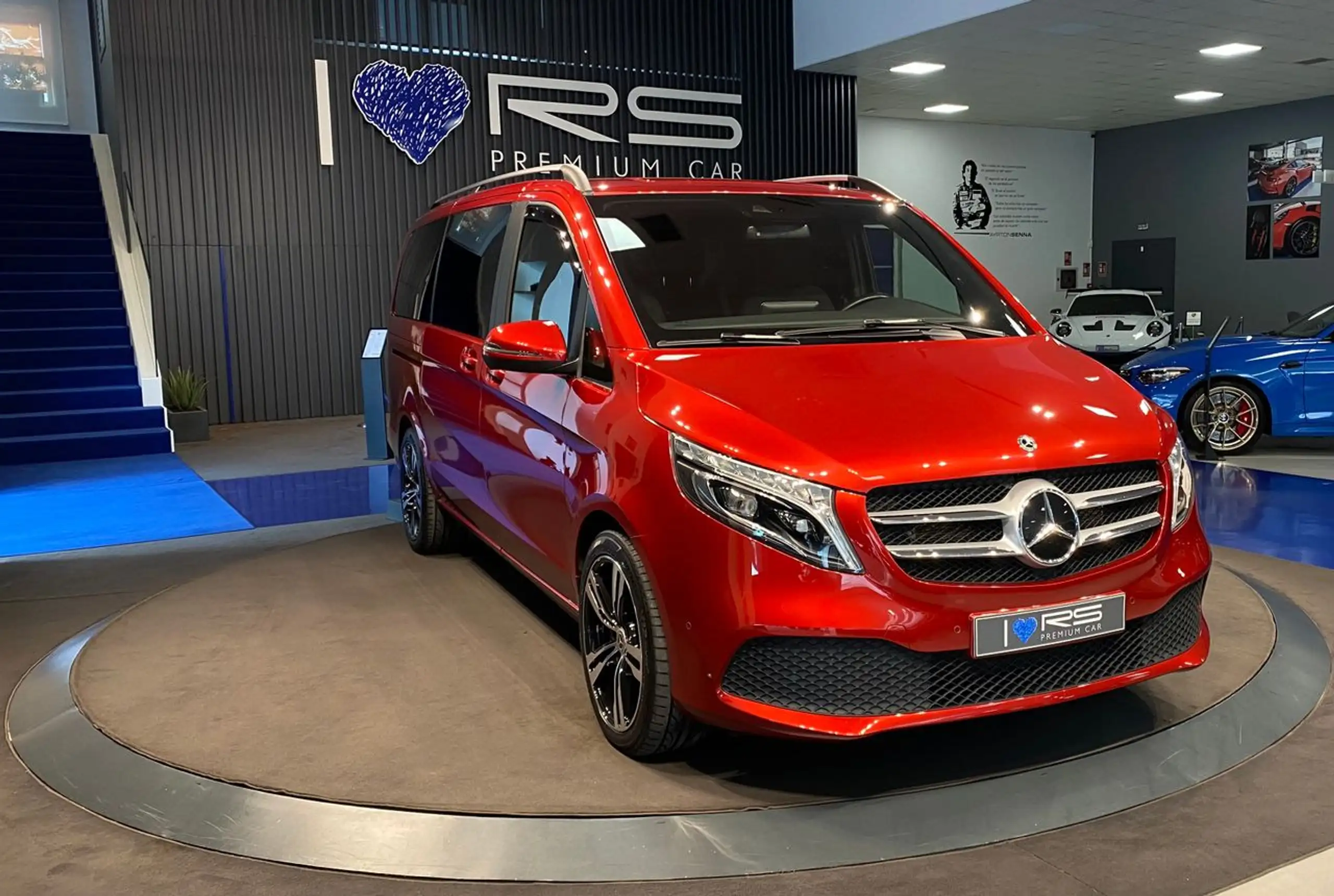 Mercedes-Benz - V