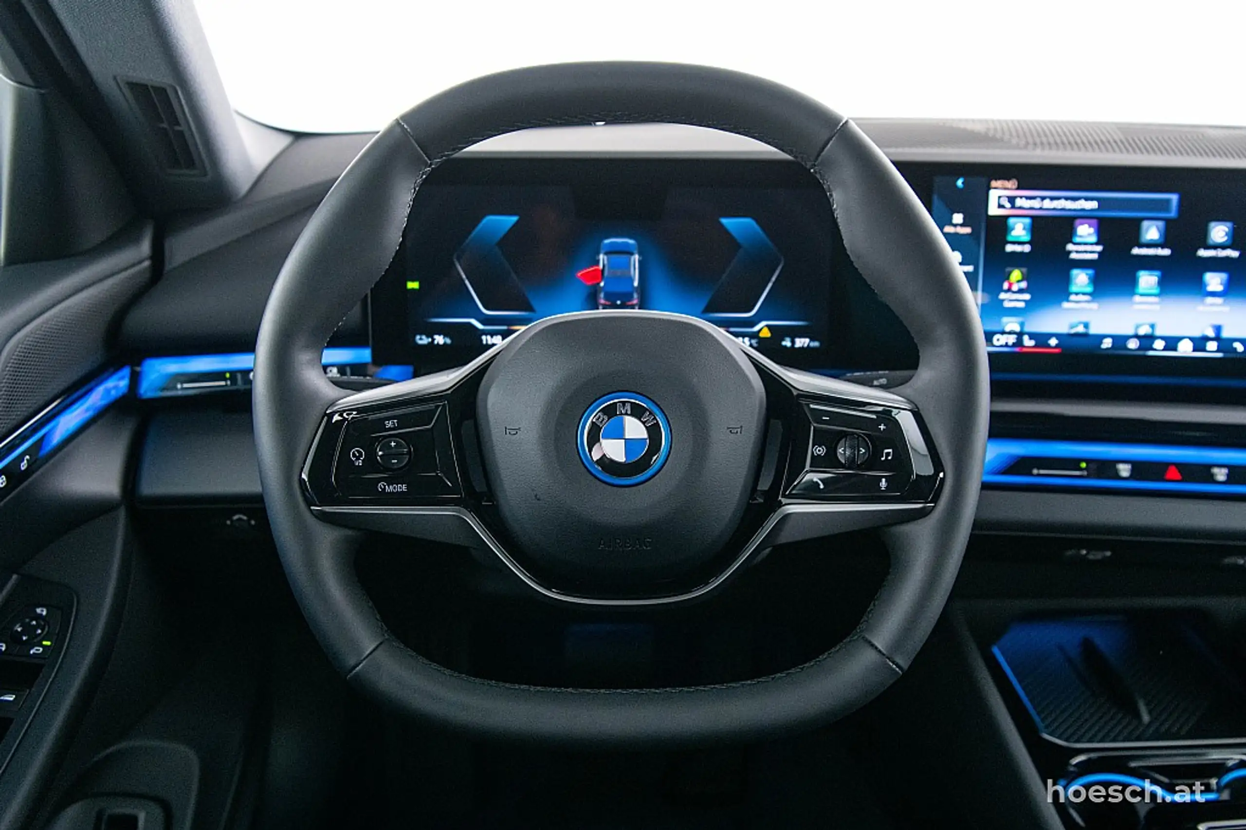 BMW - i5