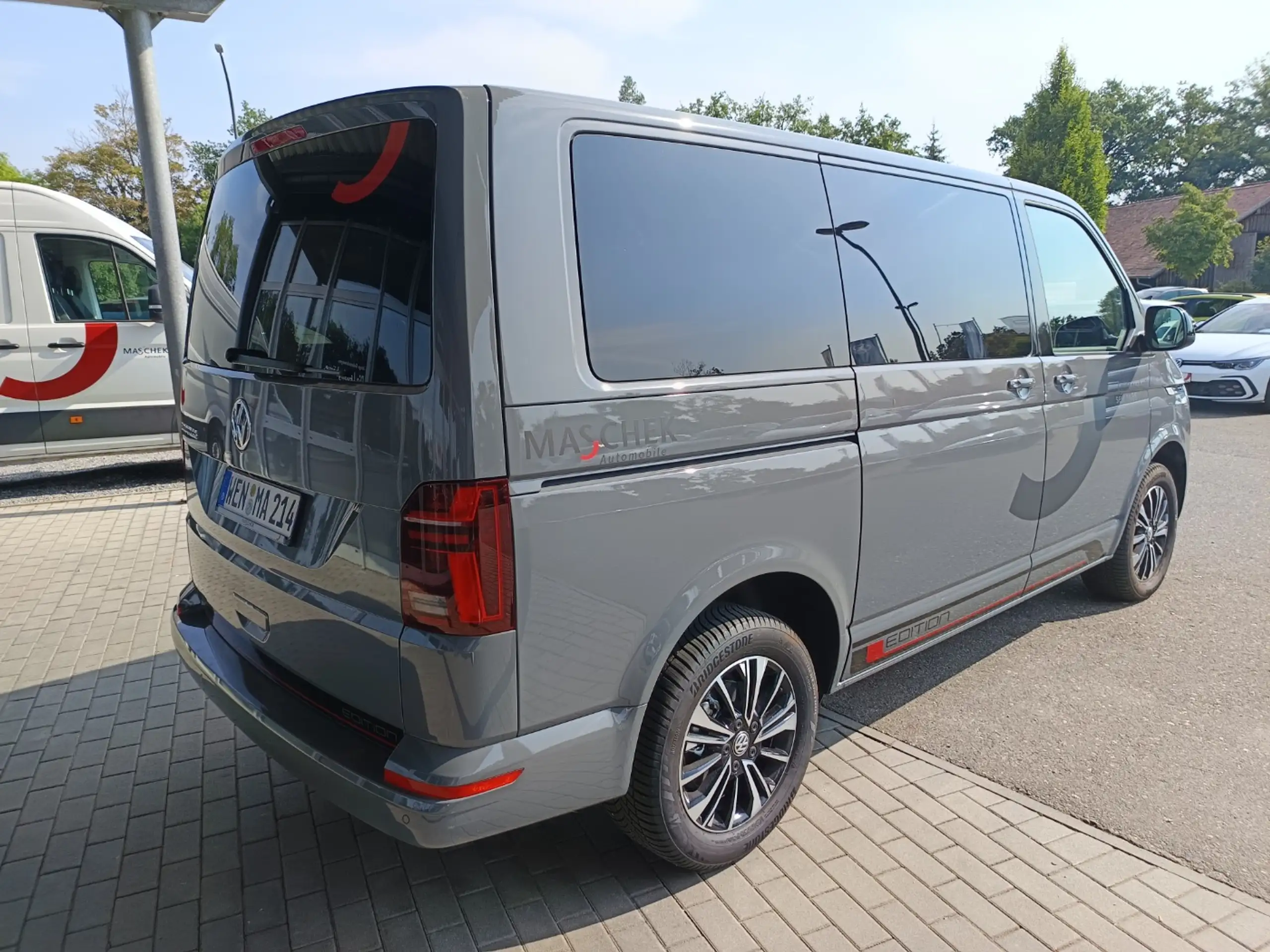 Volkswagen - T6.1 Caravelle