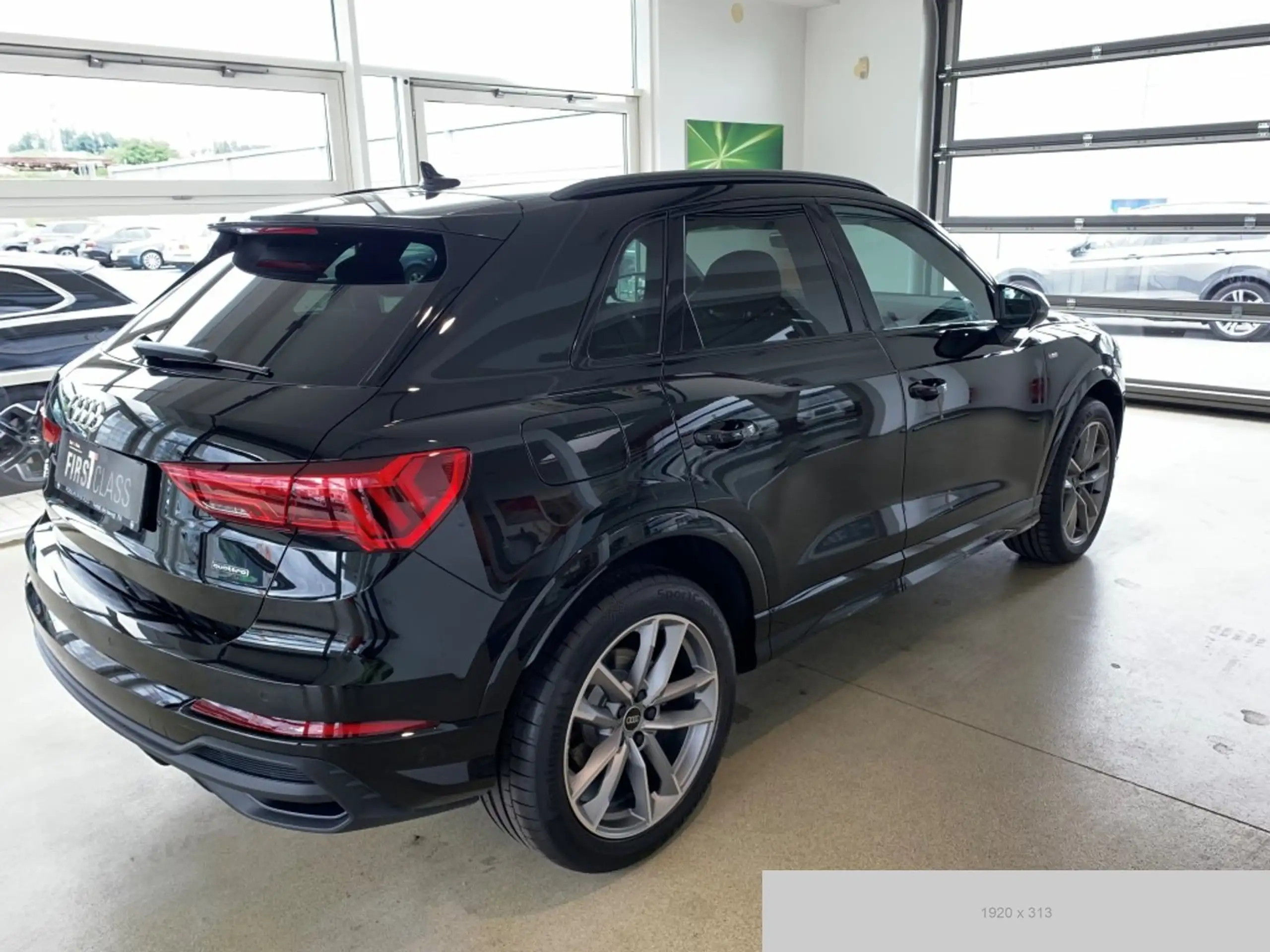 Audi - Q3