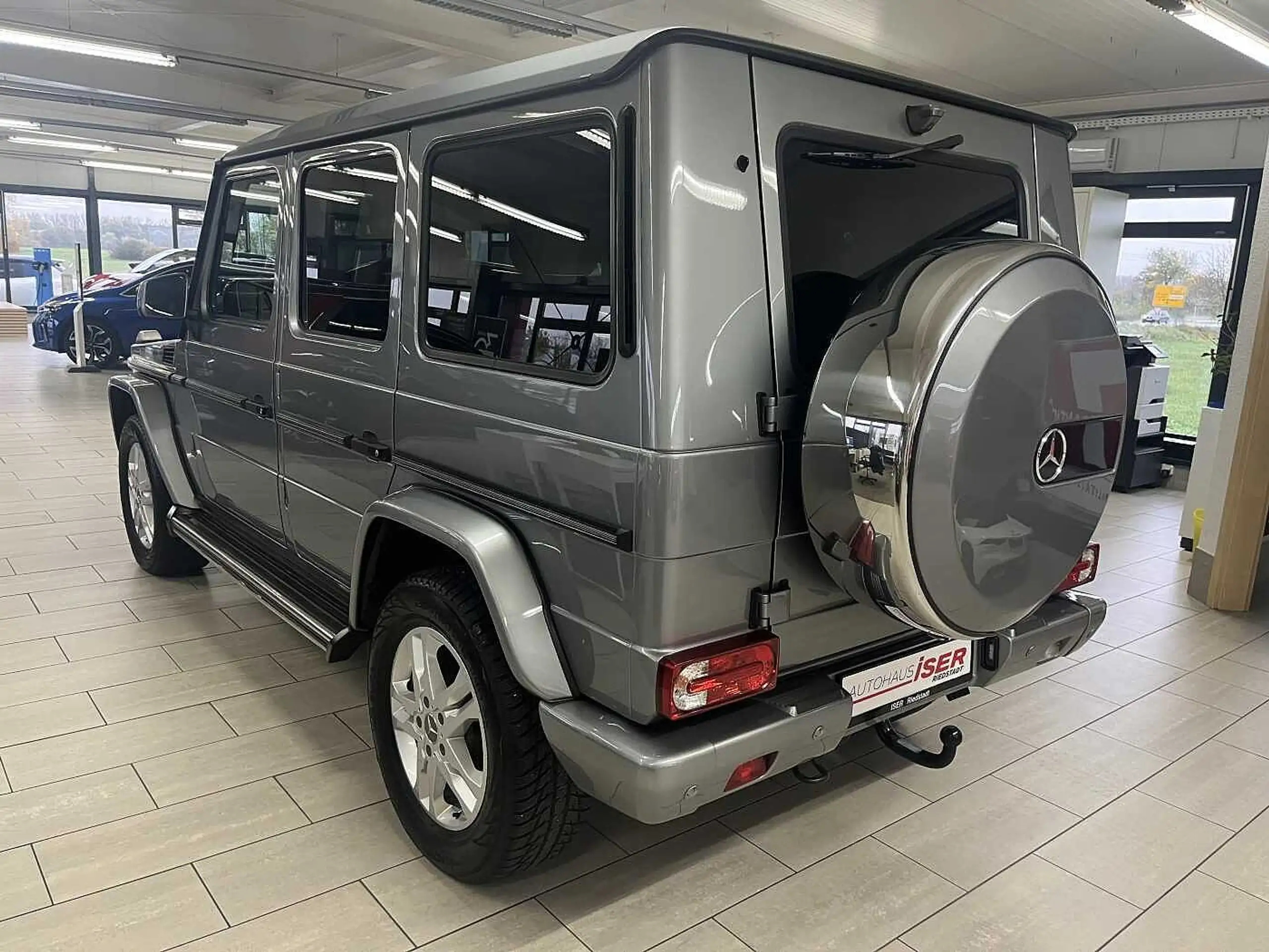 Mercedes-Benz - G 350