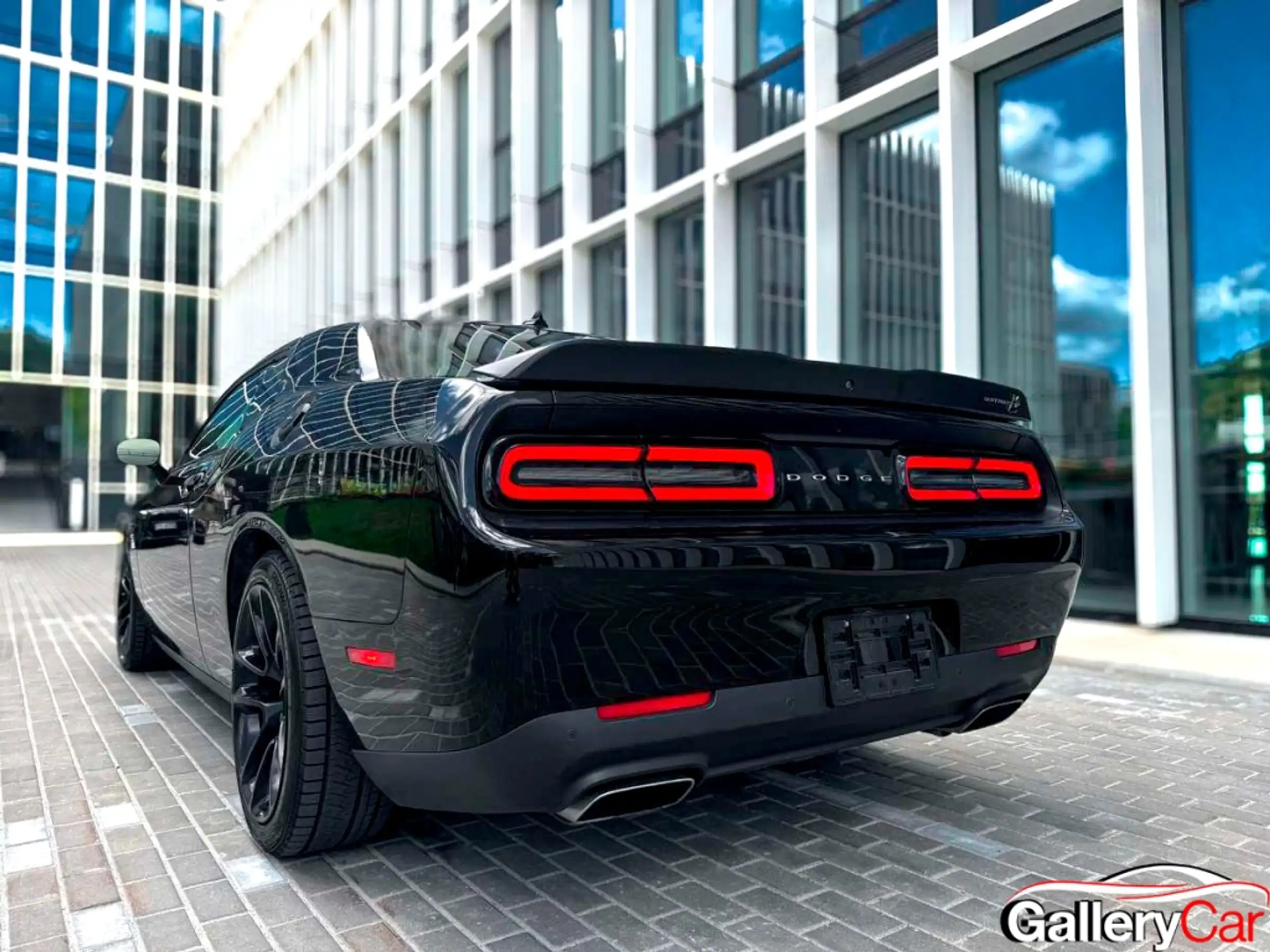 Dodge - Challenger