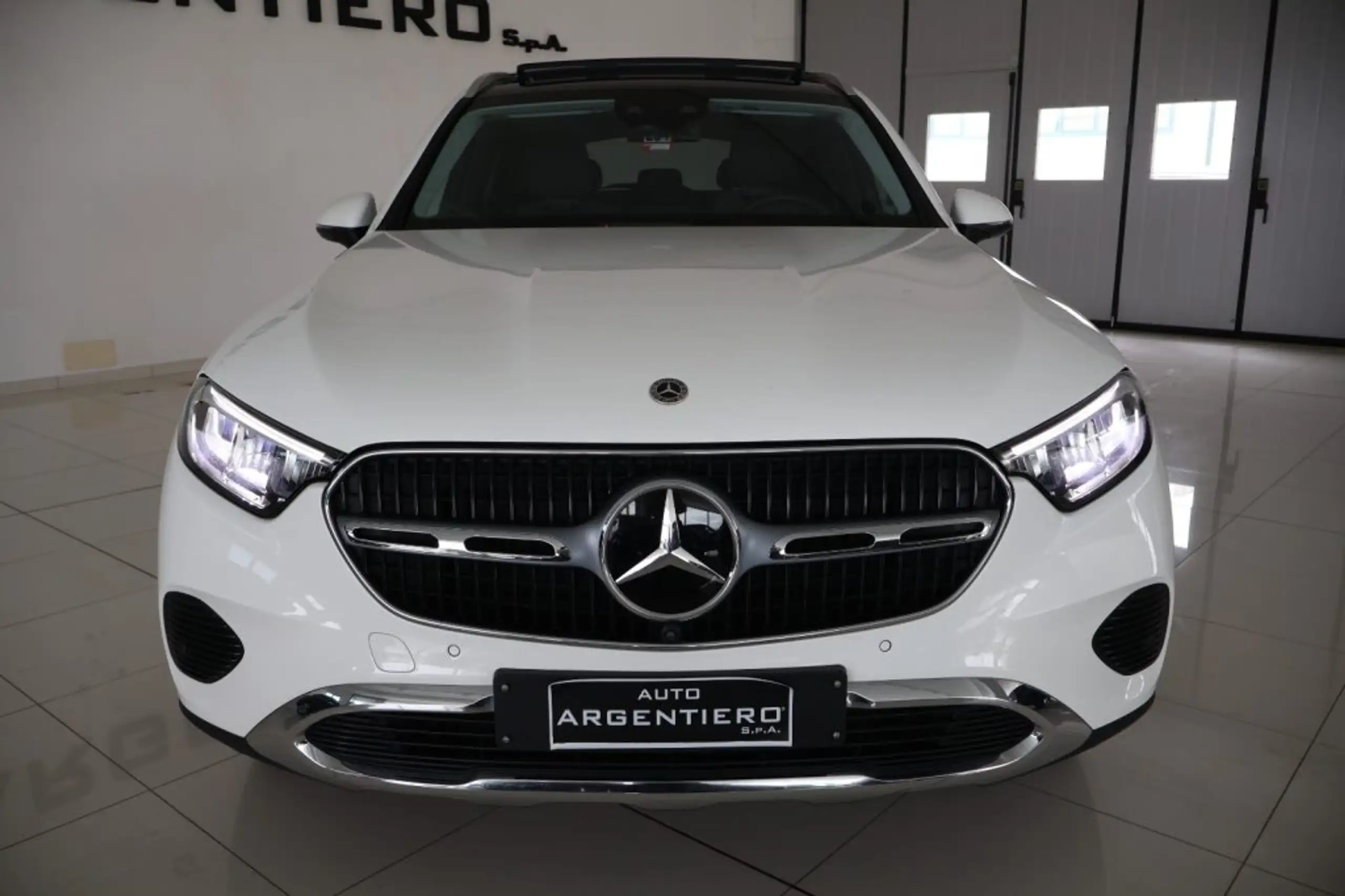 Mercedes-Benz - GLC 220