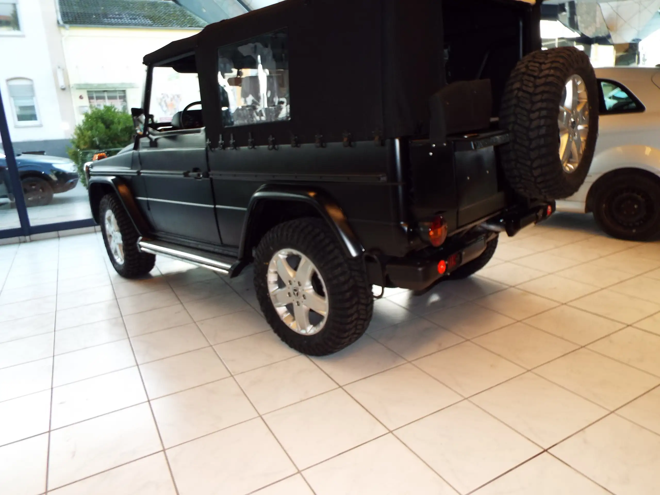 Mercedes-Benz - G 250