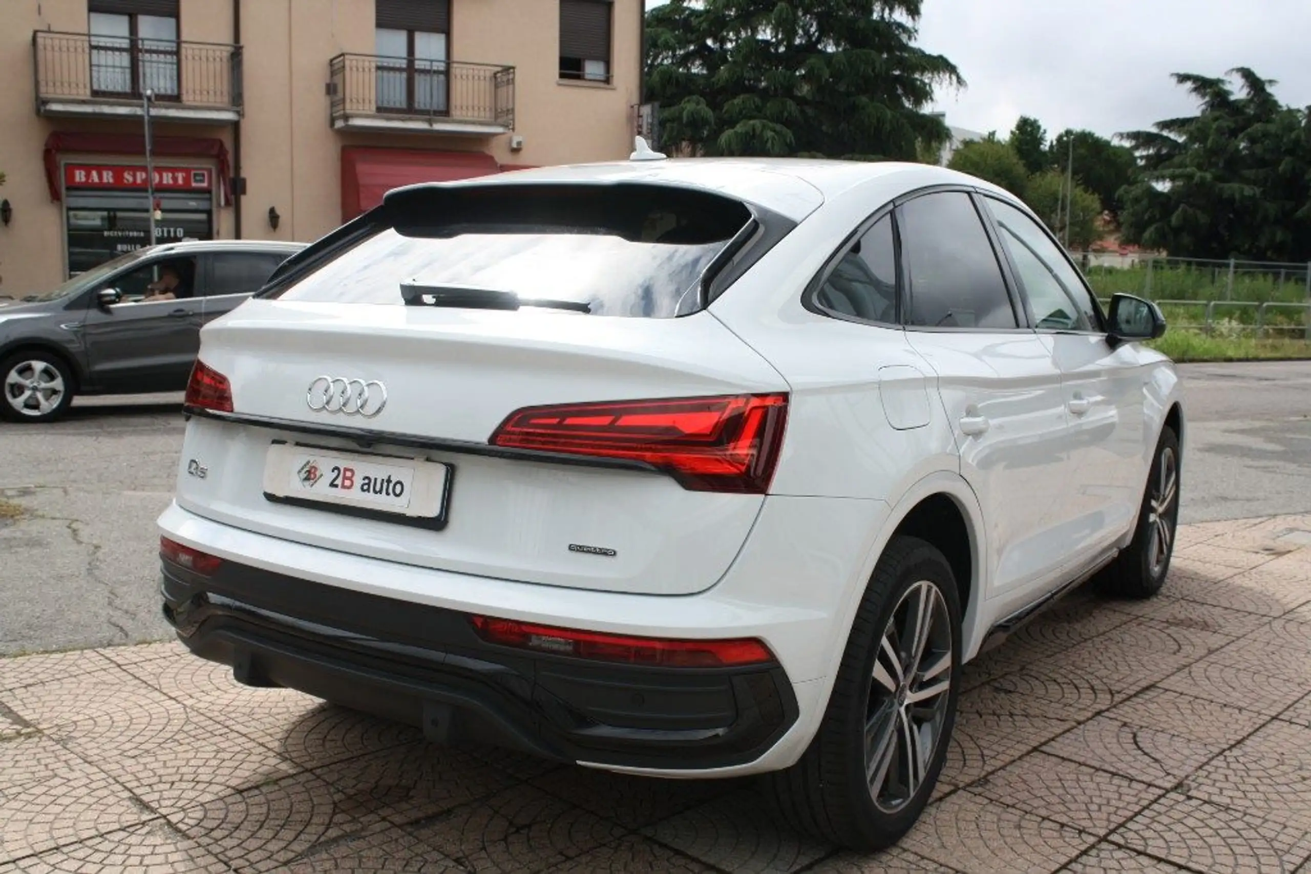 Audi - Q5