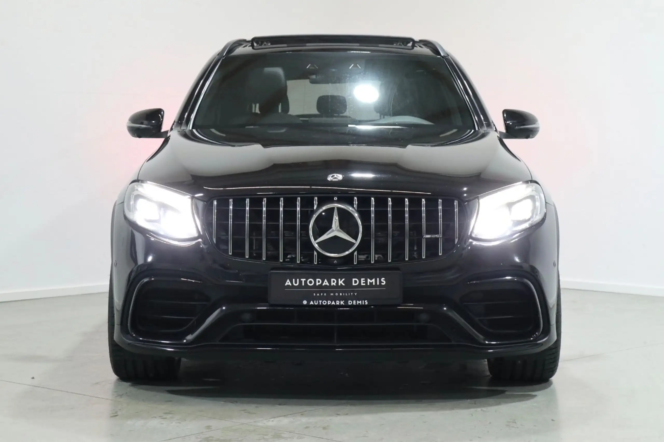 Mercedes-Benz - GLC 63 AMG