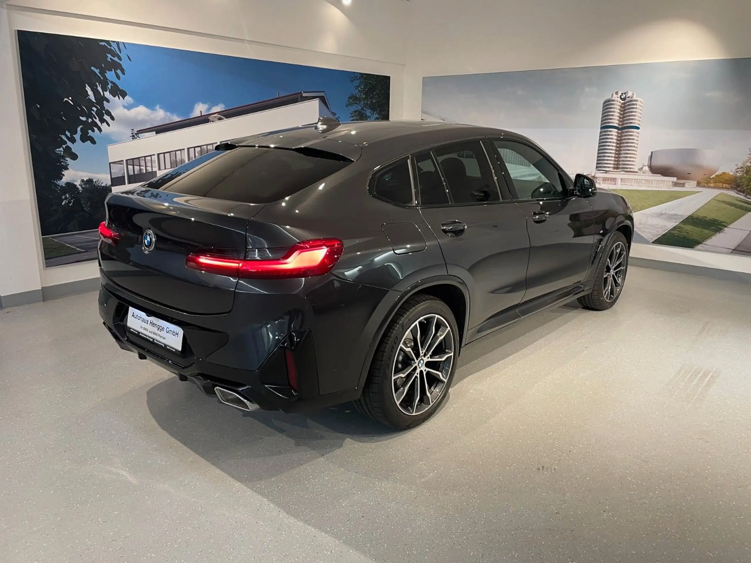 BMW - X4