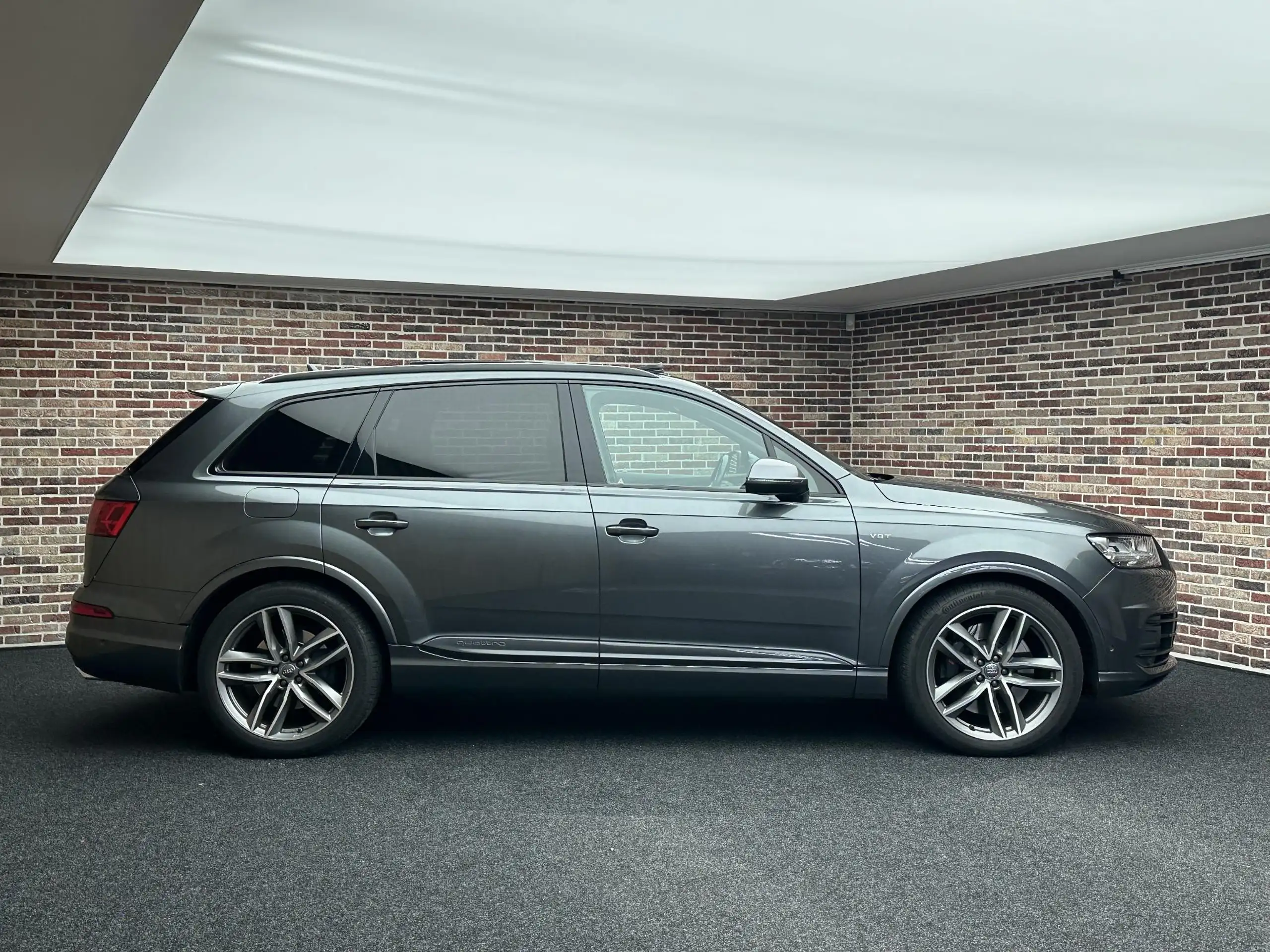 Audi - Q7