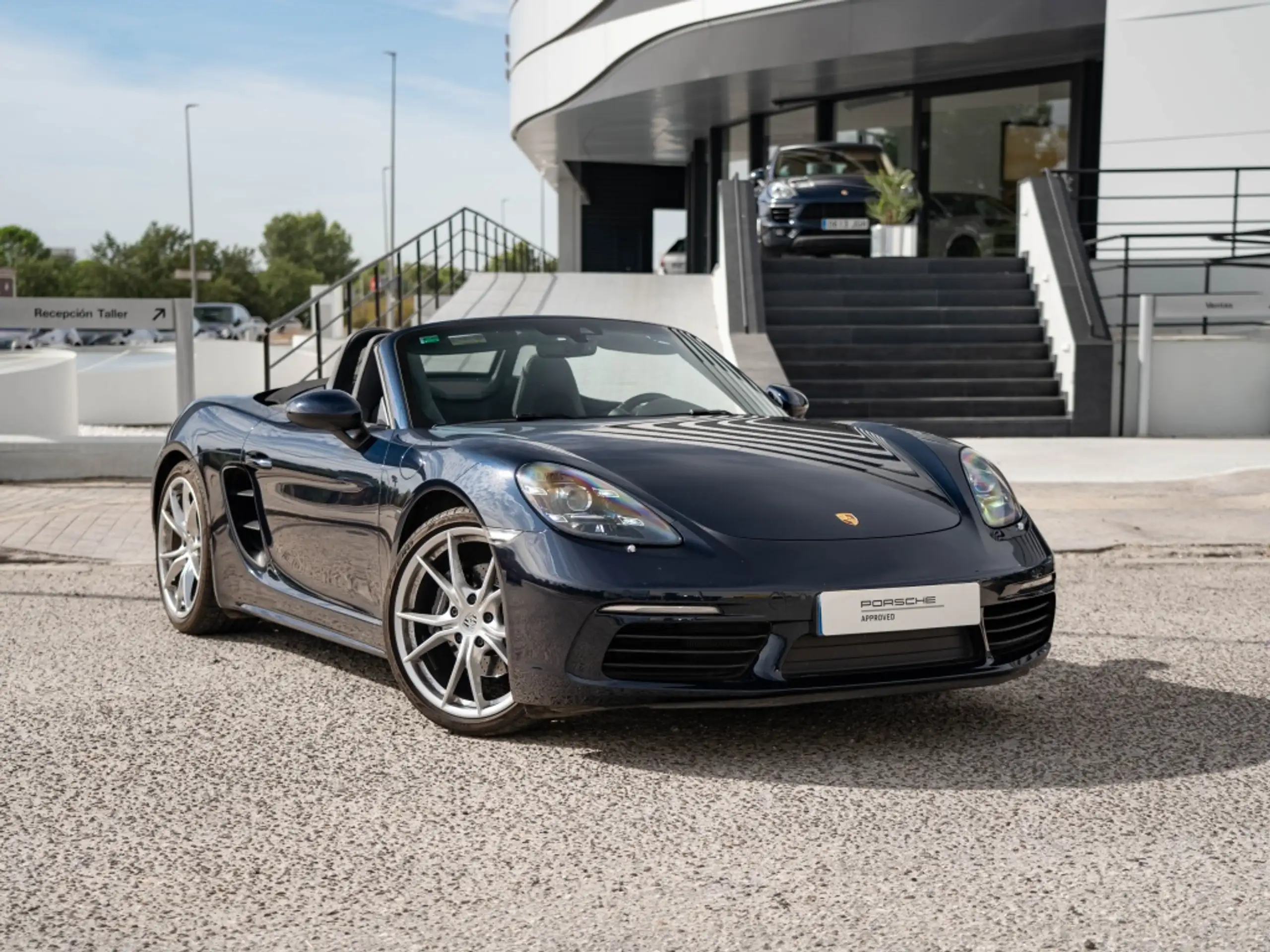 Porsche - Boxster