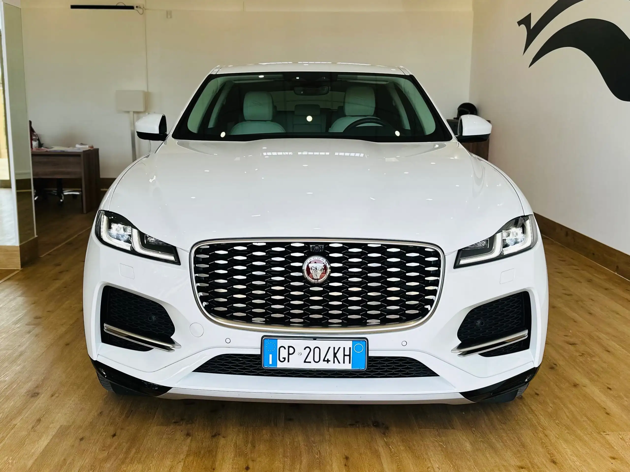 Jaguar - F-Pace