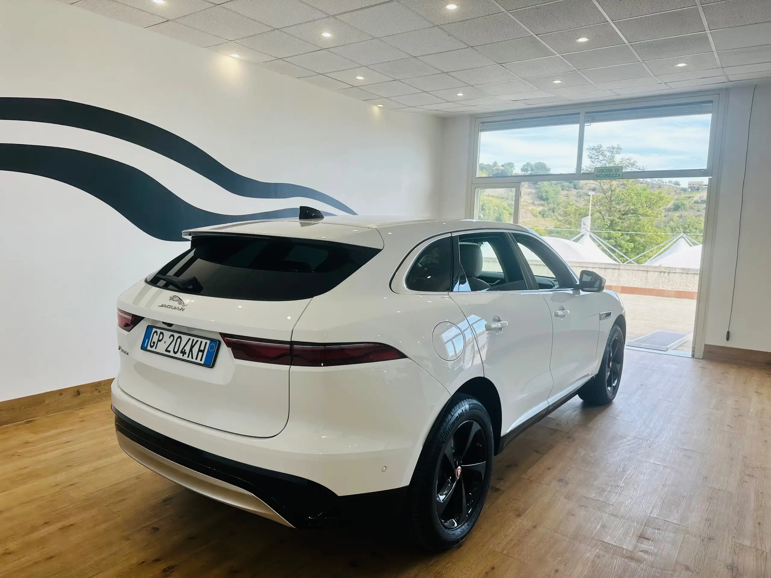 Jaguar - F-Pace