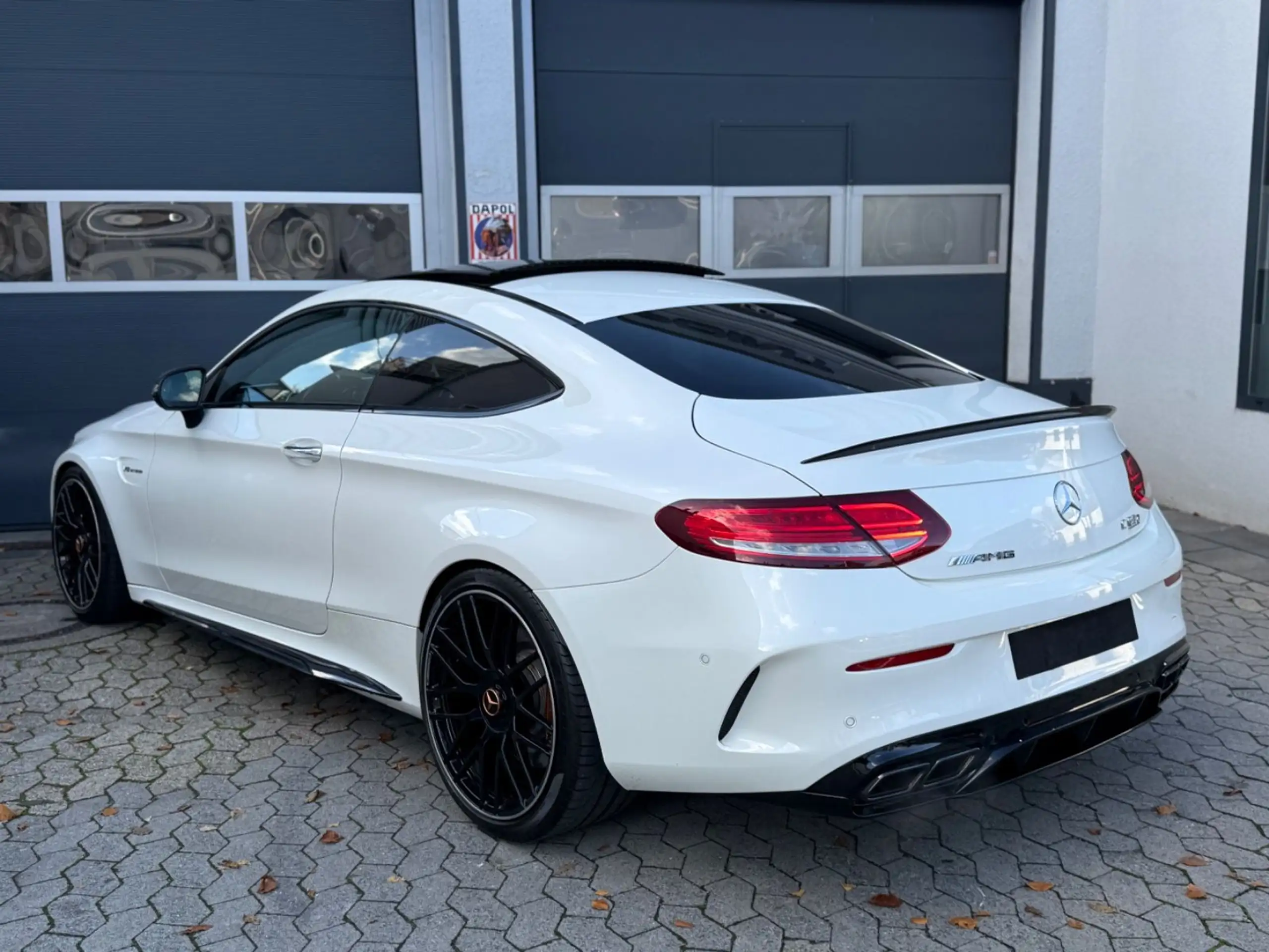 Mercedes-Benz - C 63 AMG