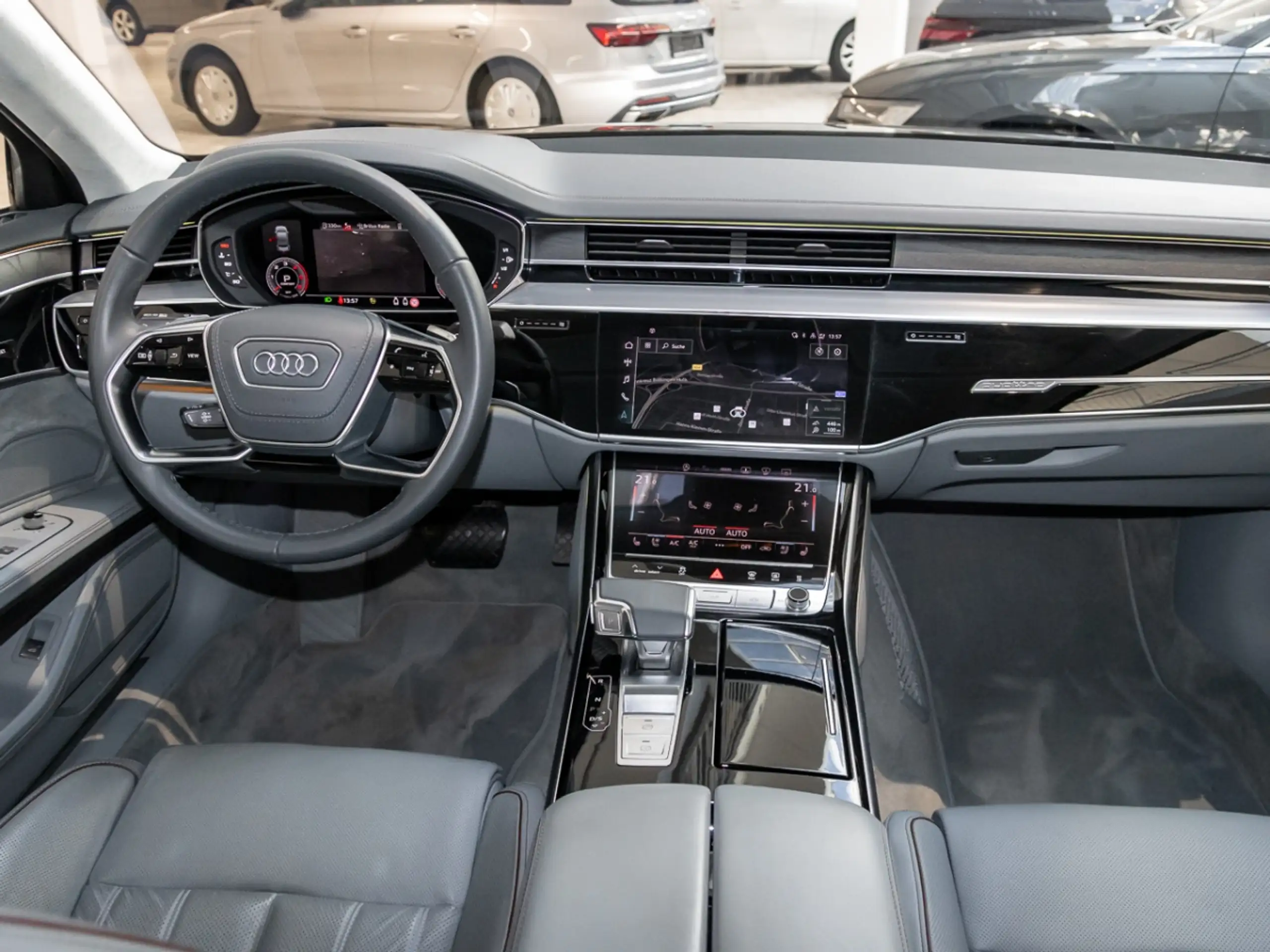 Audi - A8