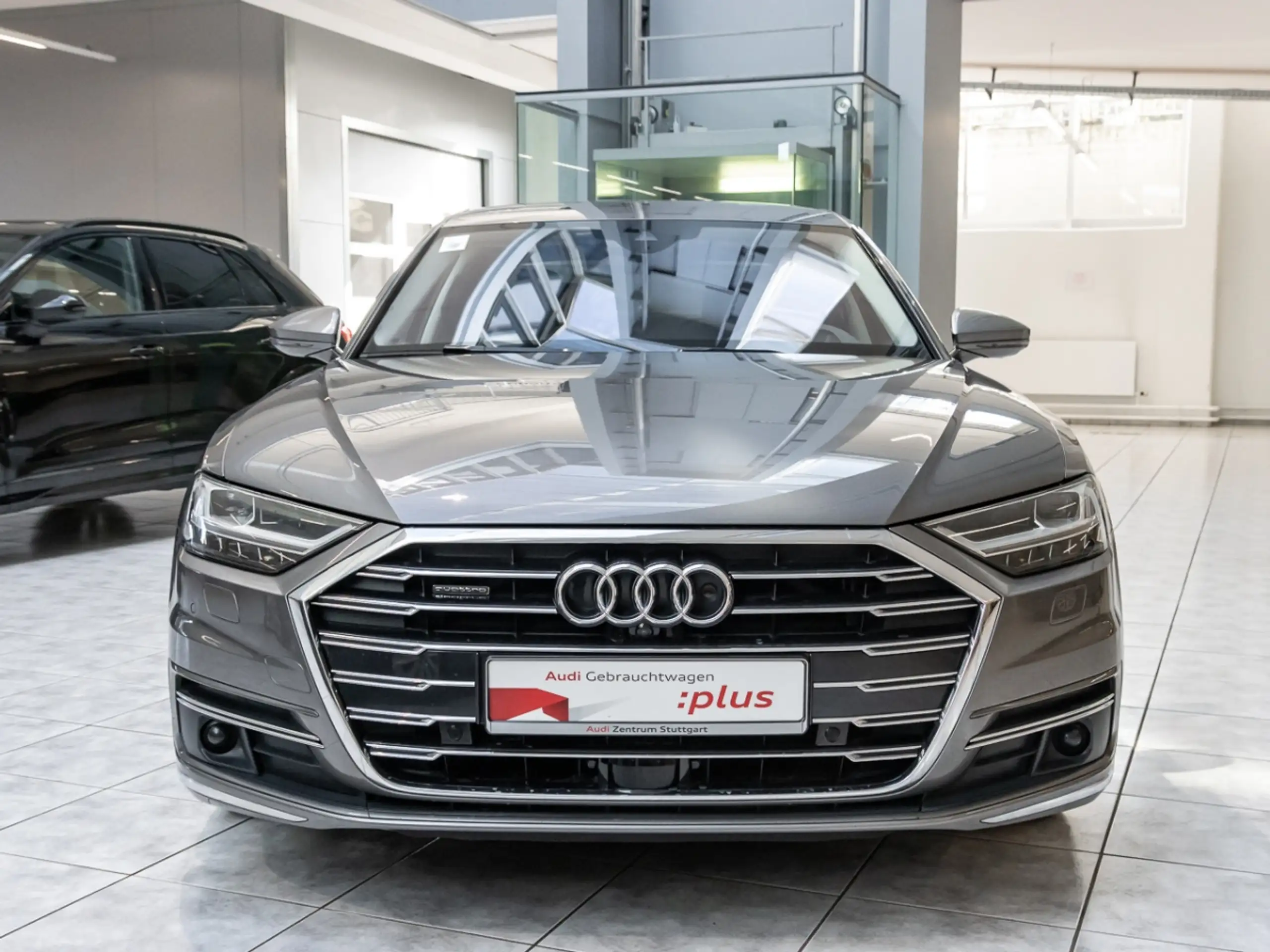 Audi - A8