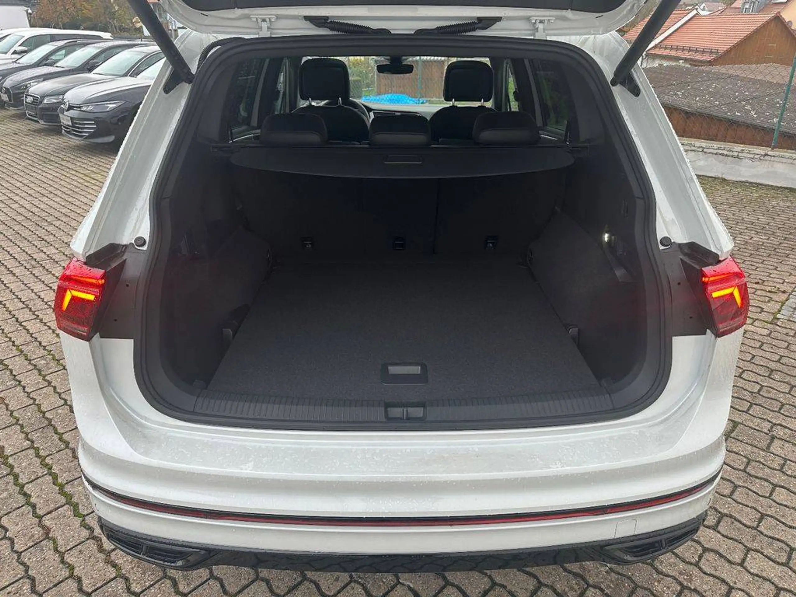 Volkswagen - Tiguan Allspace