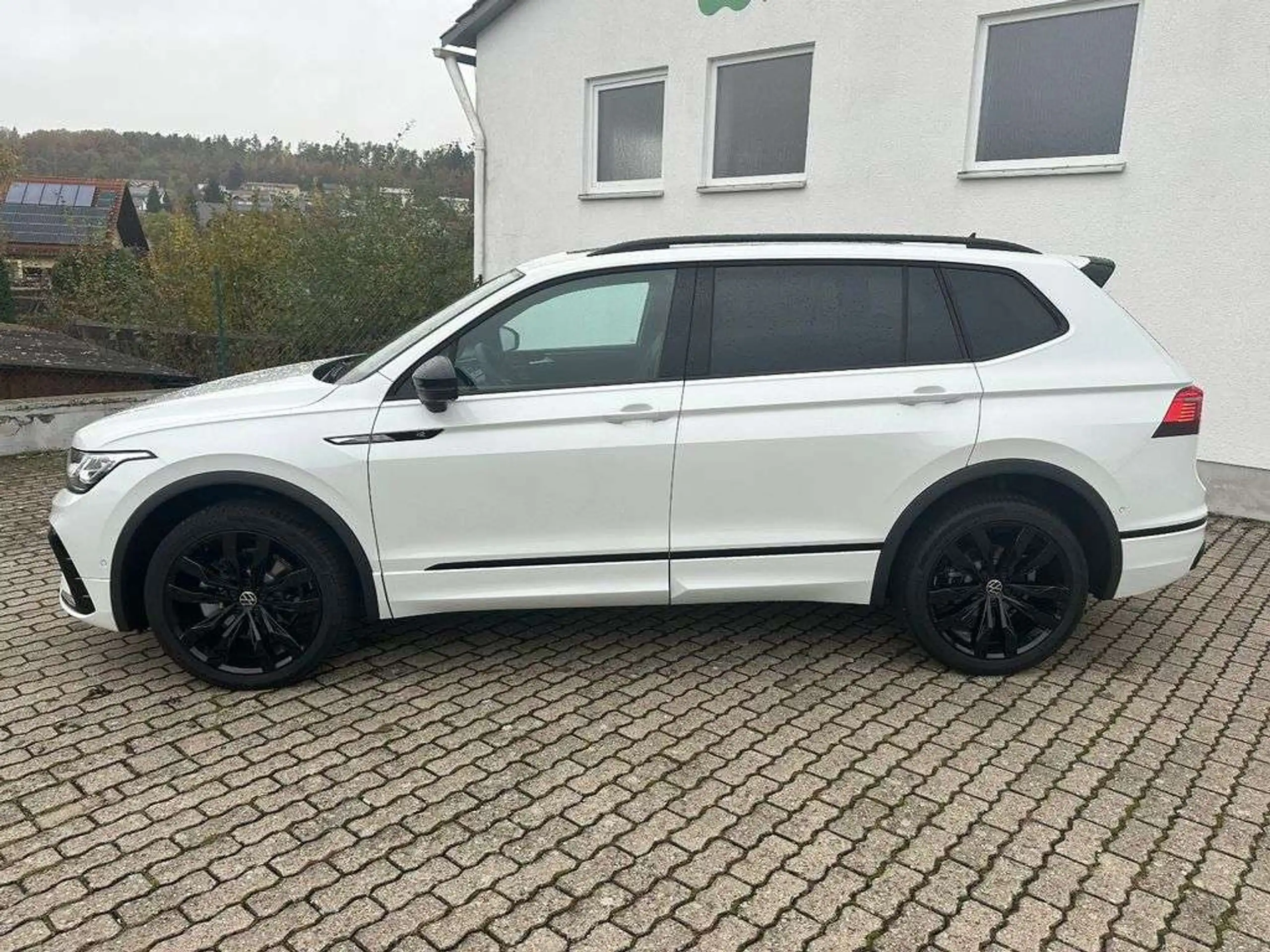 Volkswagen - Tiguan Allspace