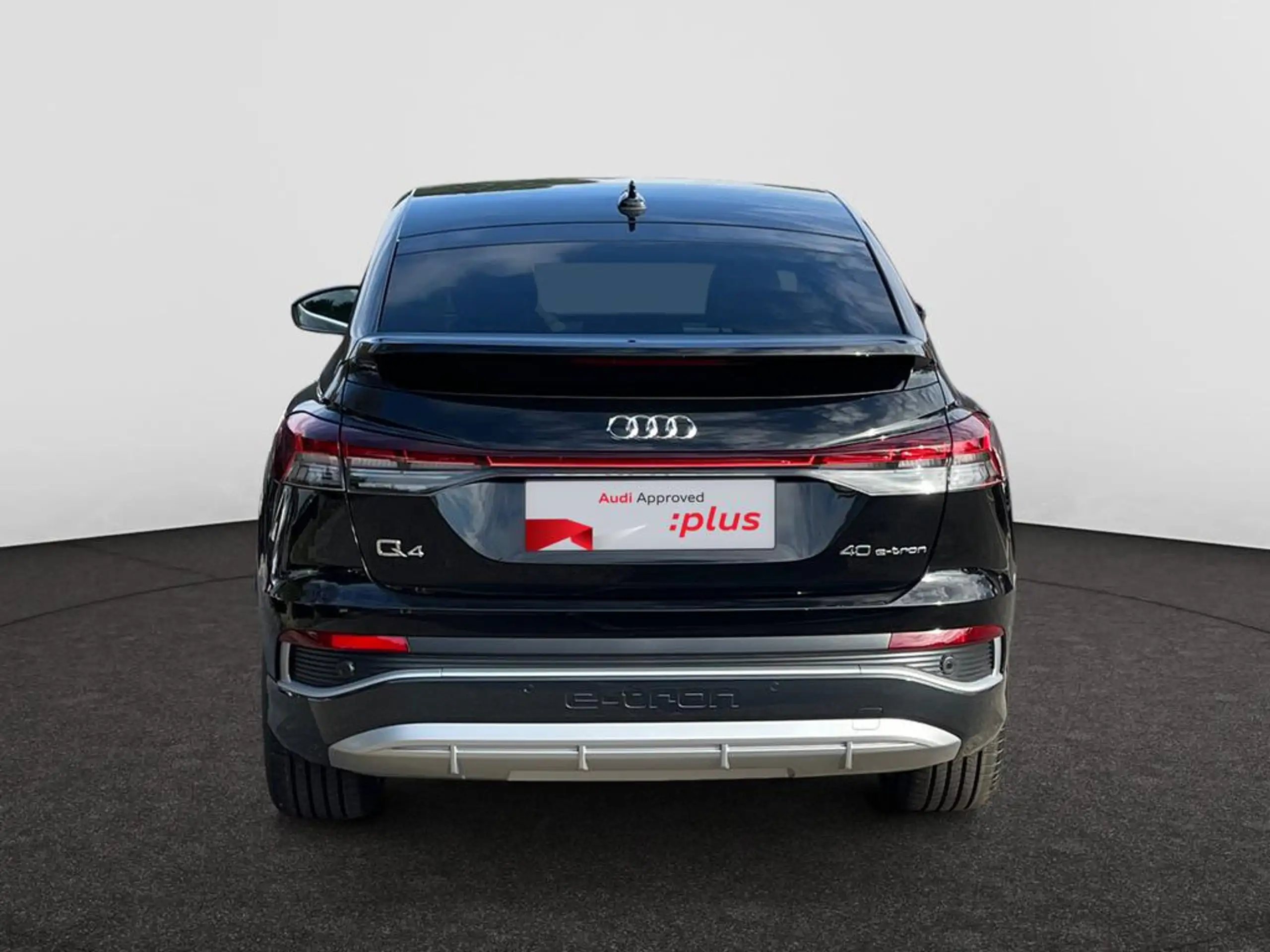 Audi - Q4 e-tron