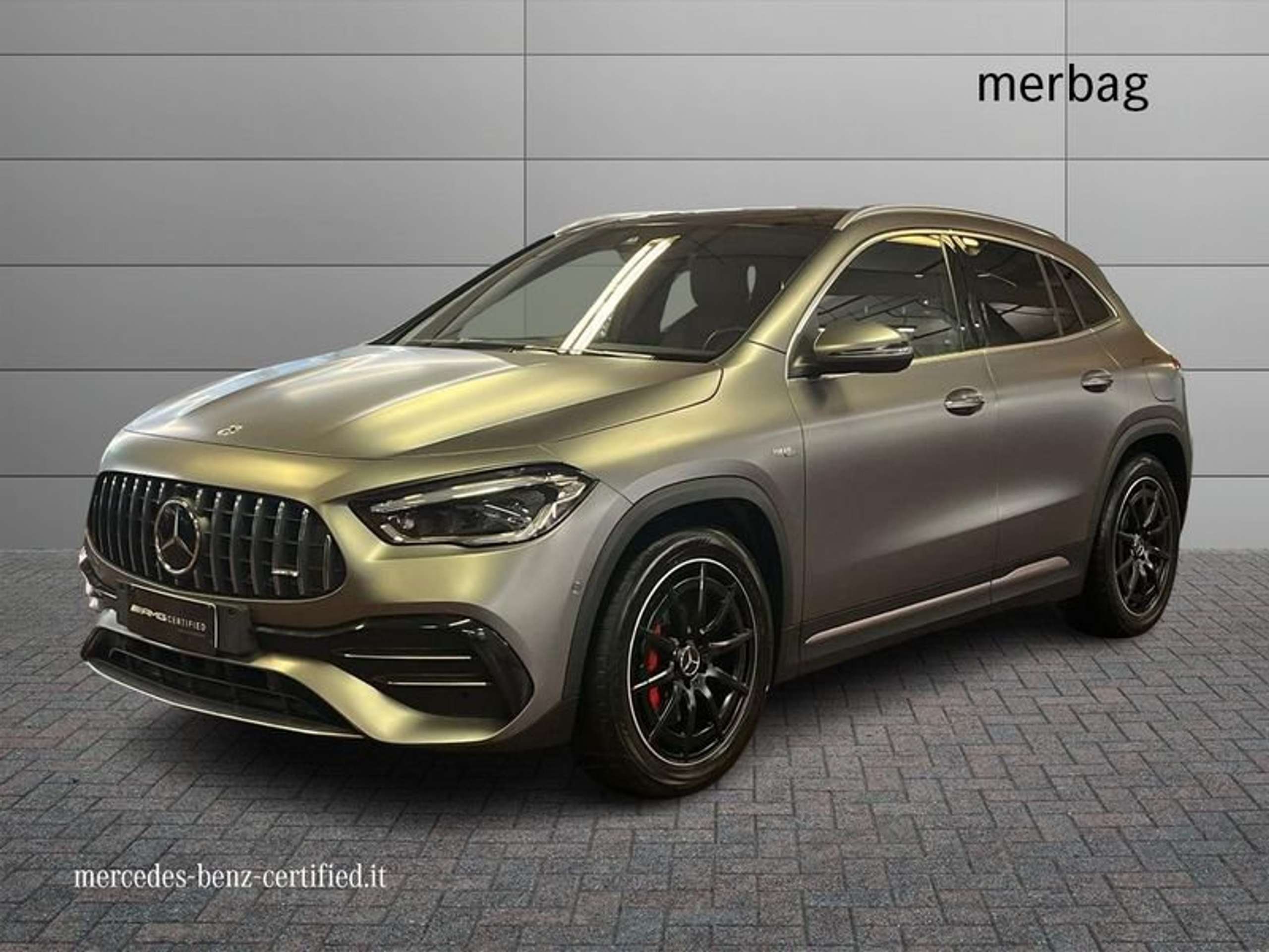 Mercedes-Benz - GLA 35 AMG